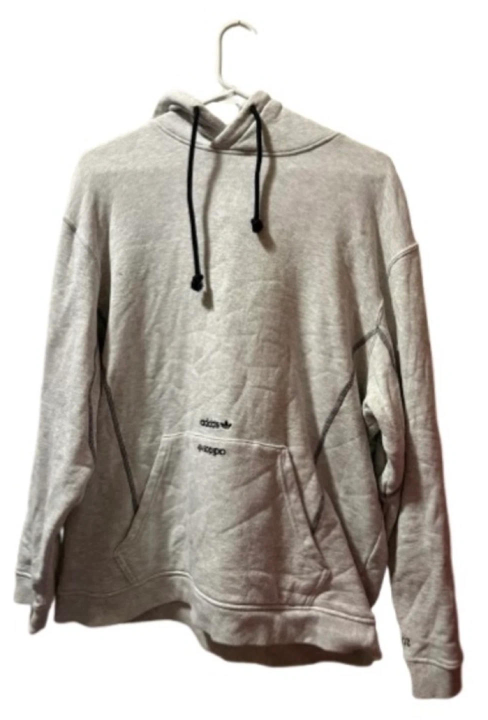 Adidas Trefoil “Expo” Graphic Hoodie – Unisex Fit (M)