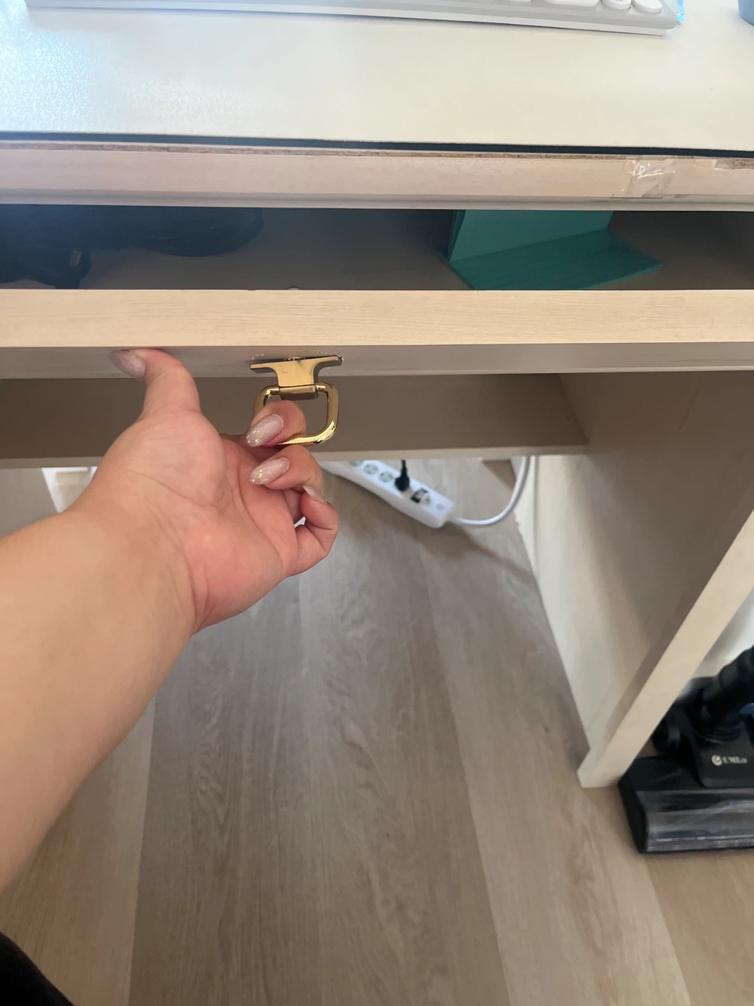 Cream White Vanity Desk with Drawers - photo 5