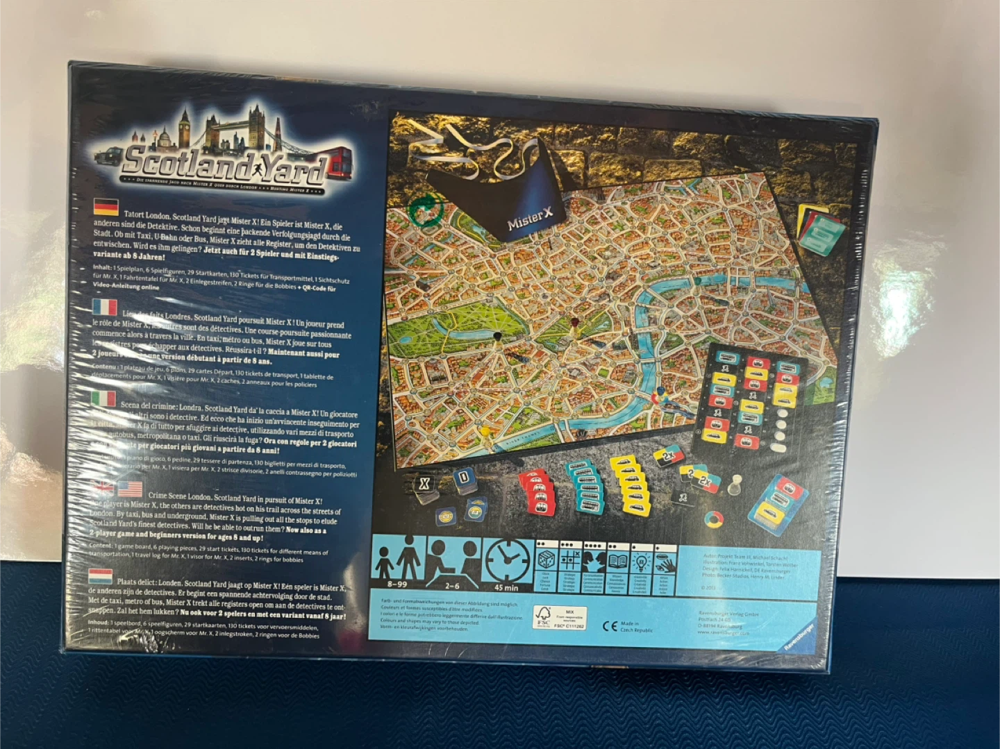 Scotland Yard Board Game.  Sealed new. - photo 2