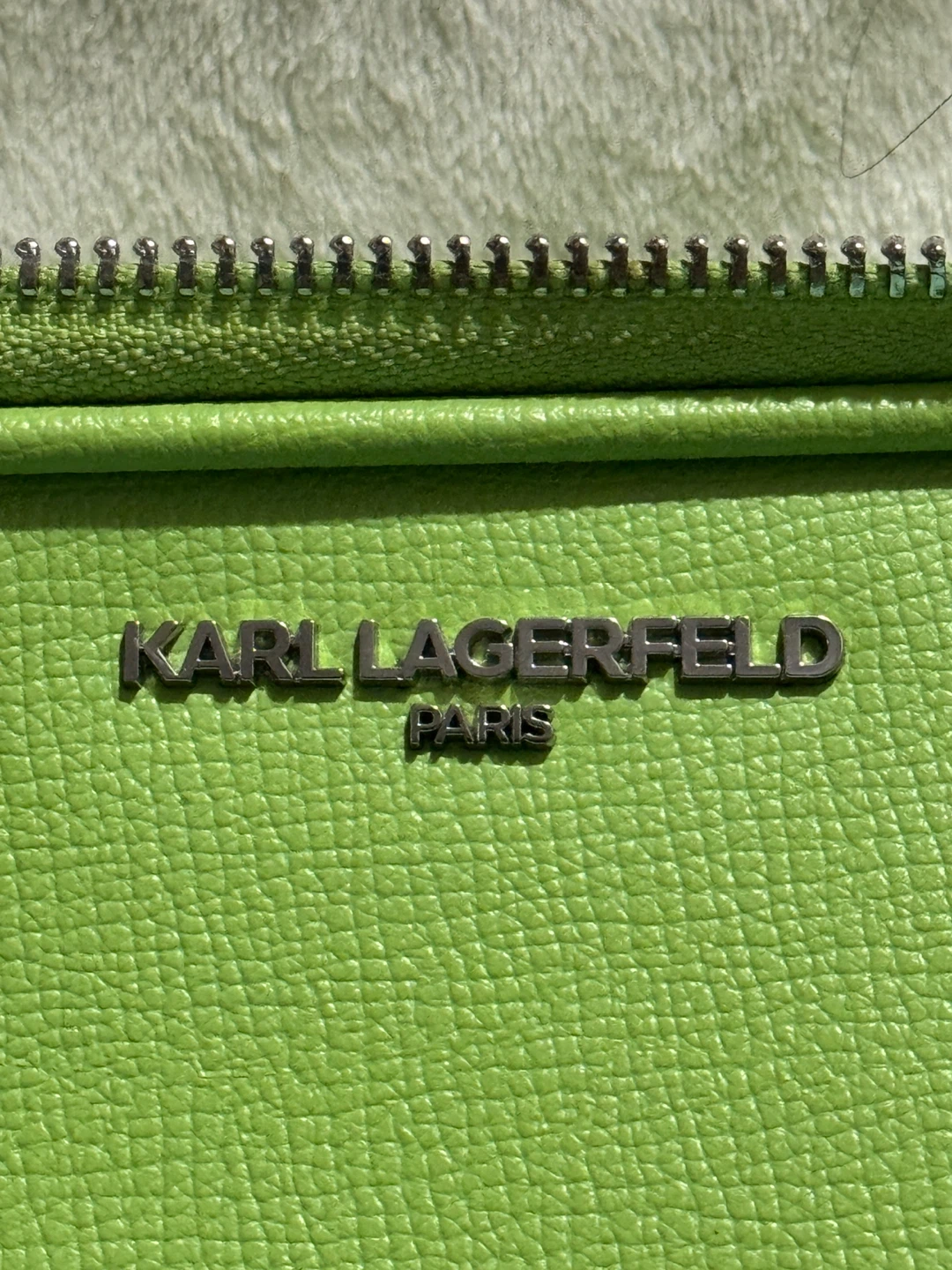 Karl Lagerfeld Paris Maybelle Camera Bag - photo 4