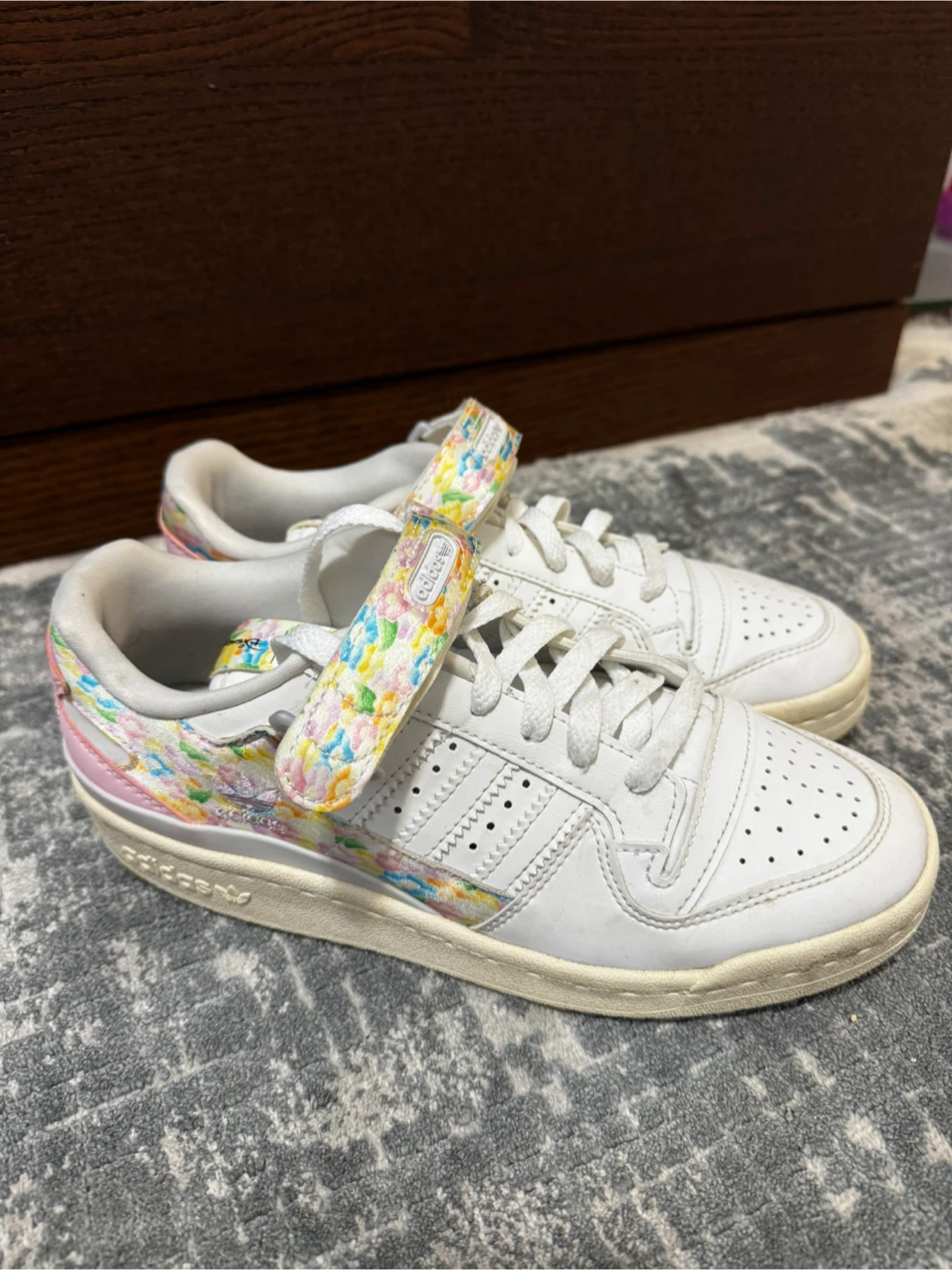 Adidas Forum Low White Pink Multi Colored.