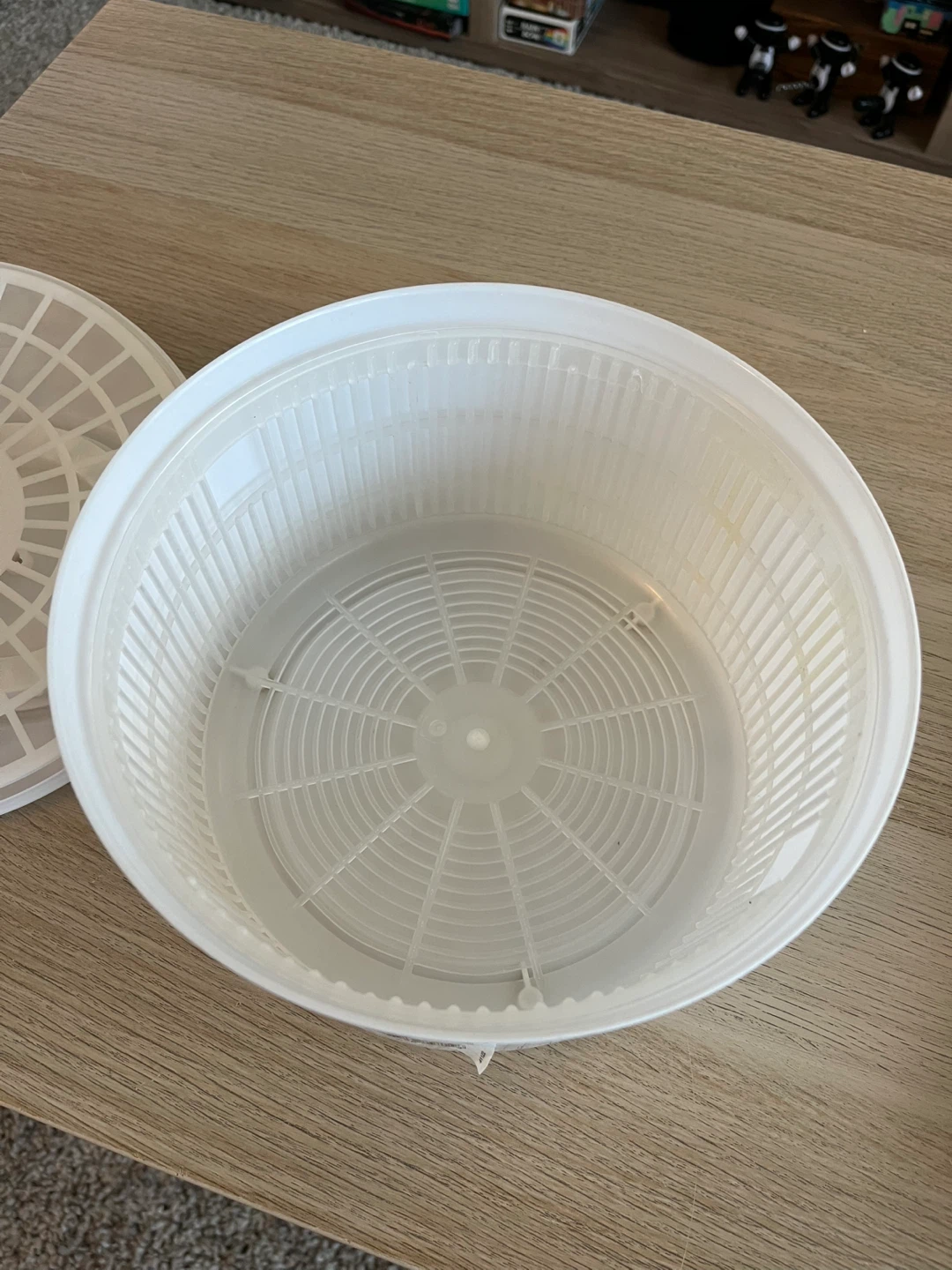 White Salad Spinner - photo 2