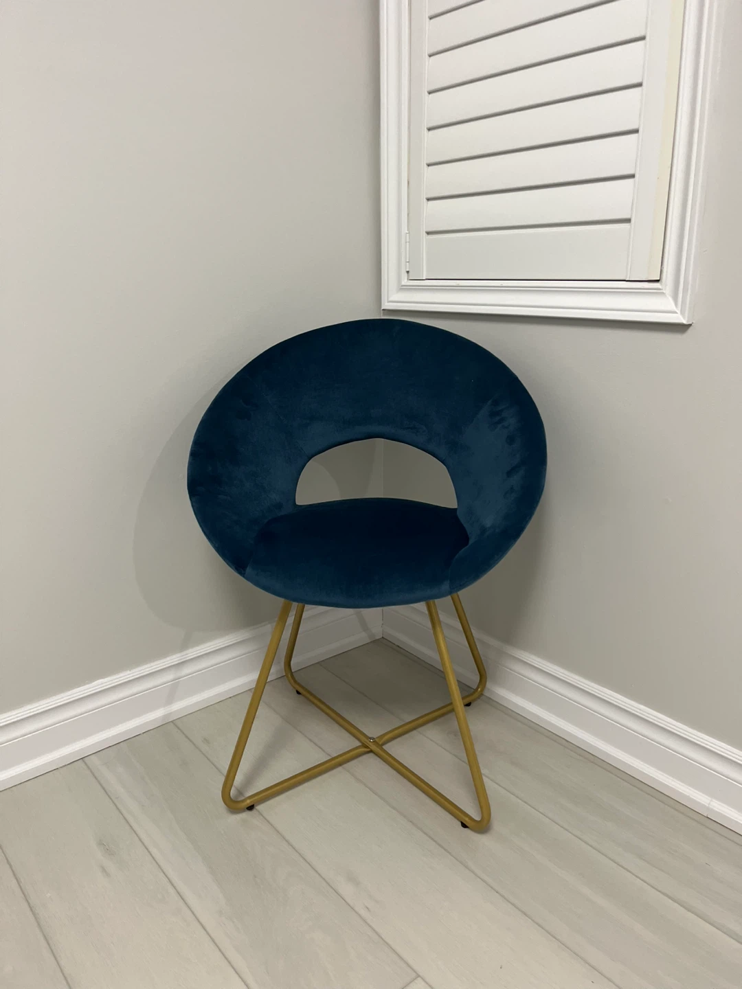 Brand New Accent Chair - photo 2