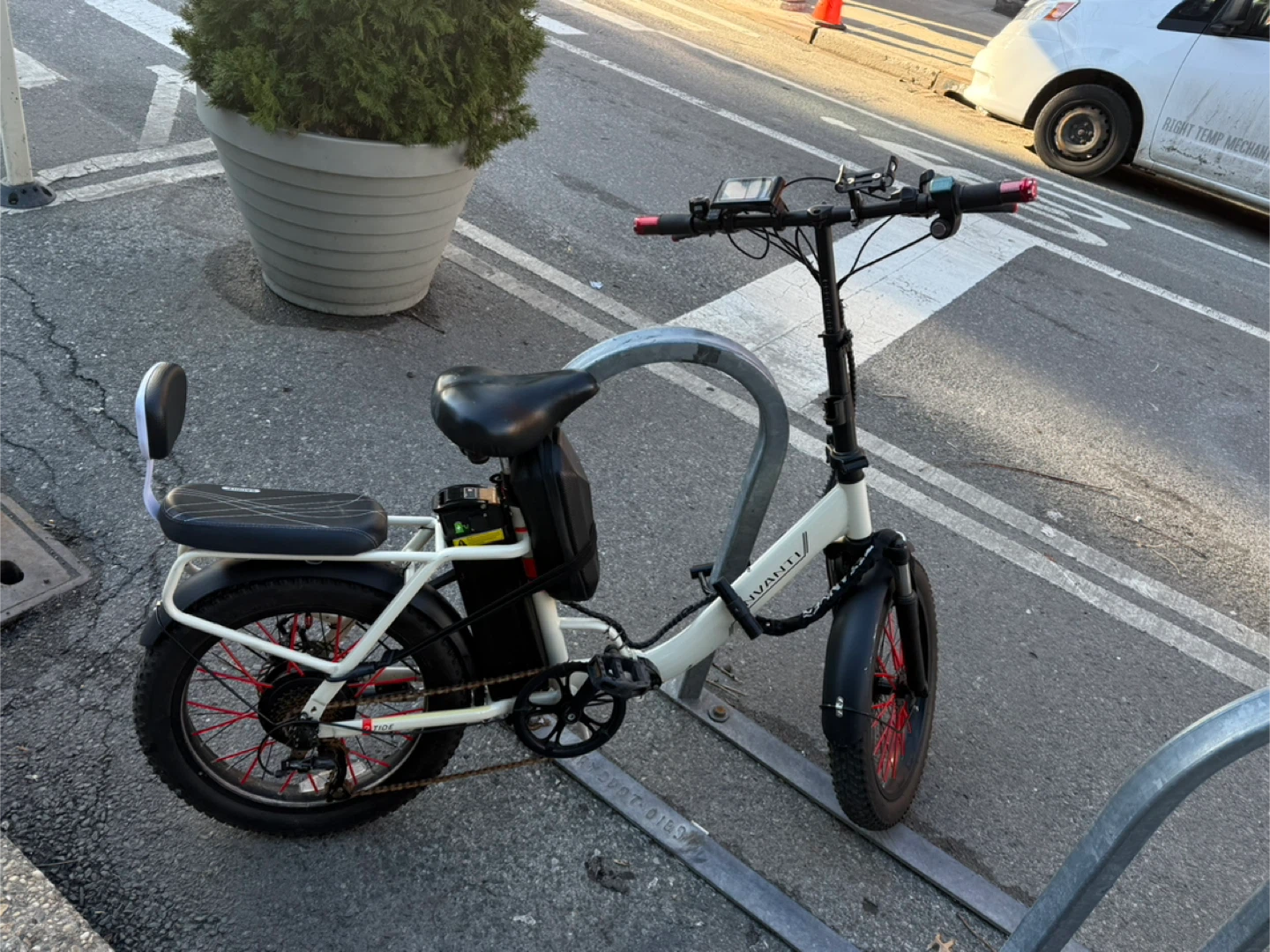 Bicicleta Eléctrica Invanti – Potente, cómoda  ⚡🚲 - photo 4