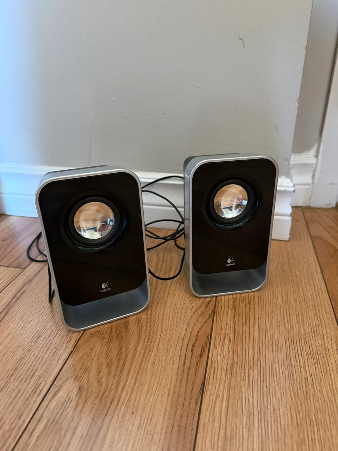 Logitech Speakers 3.5mm Jack – For PC, Laptop, Tablet, Phone - photo 2