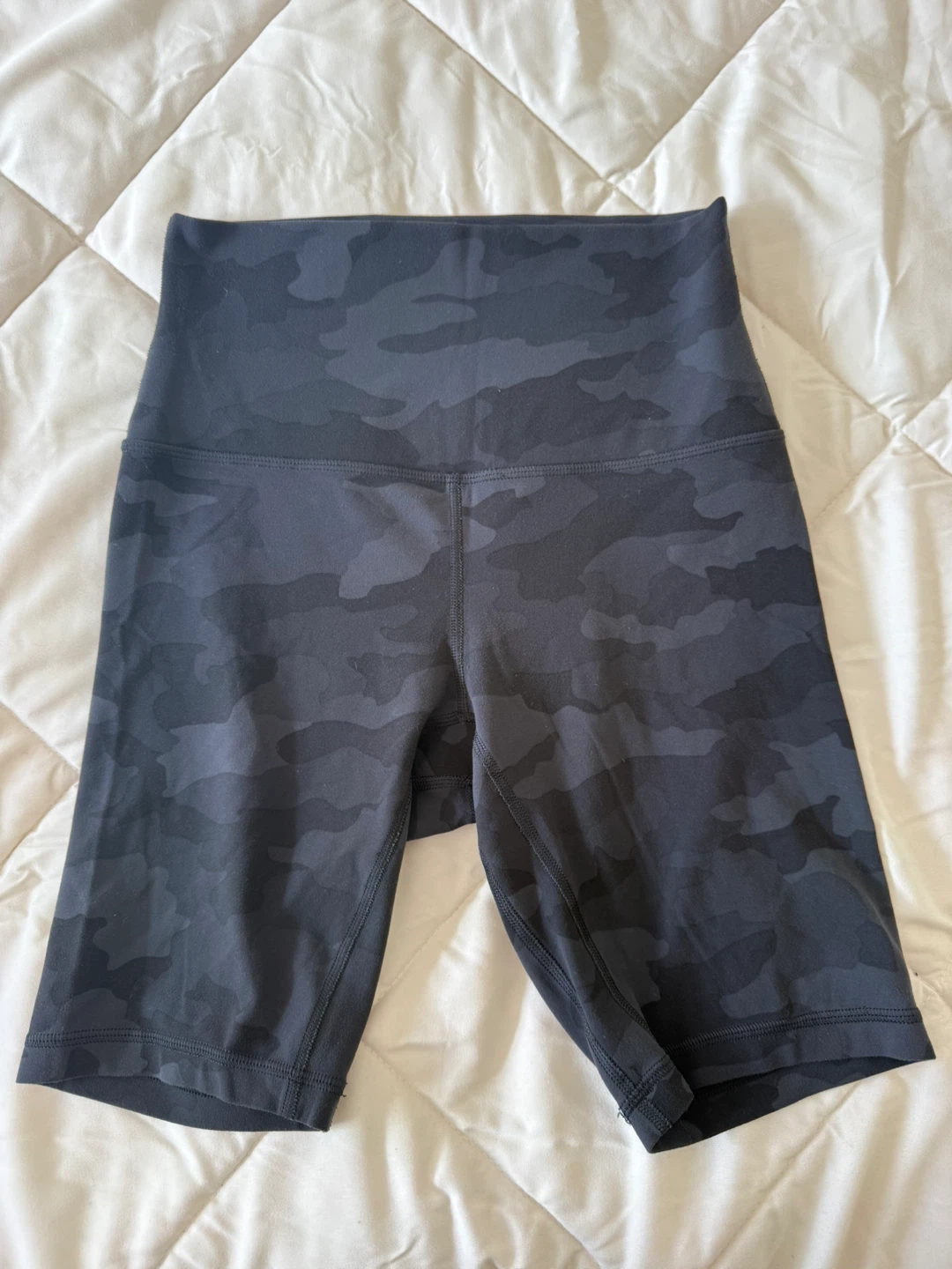 Lululemon Align High-Rise Short 8” Camo Black Size 4 Like New - photo 2