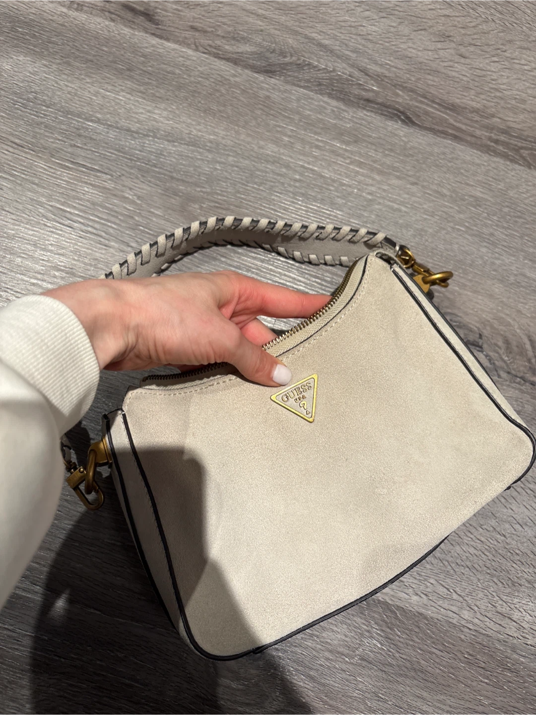 Guess Shoulder Bag
