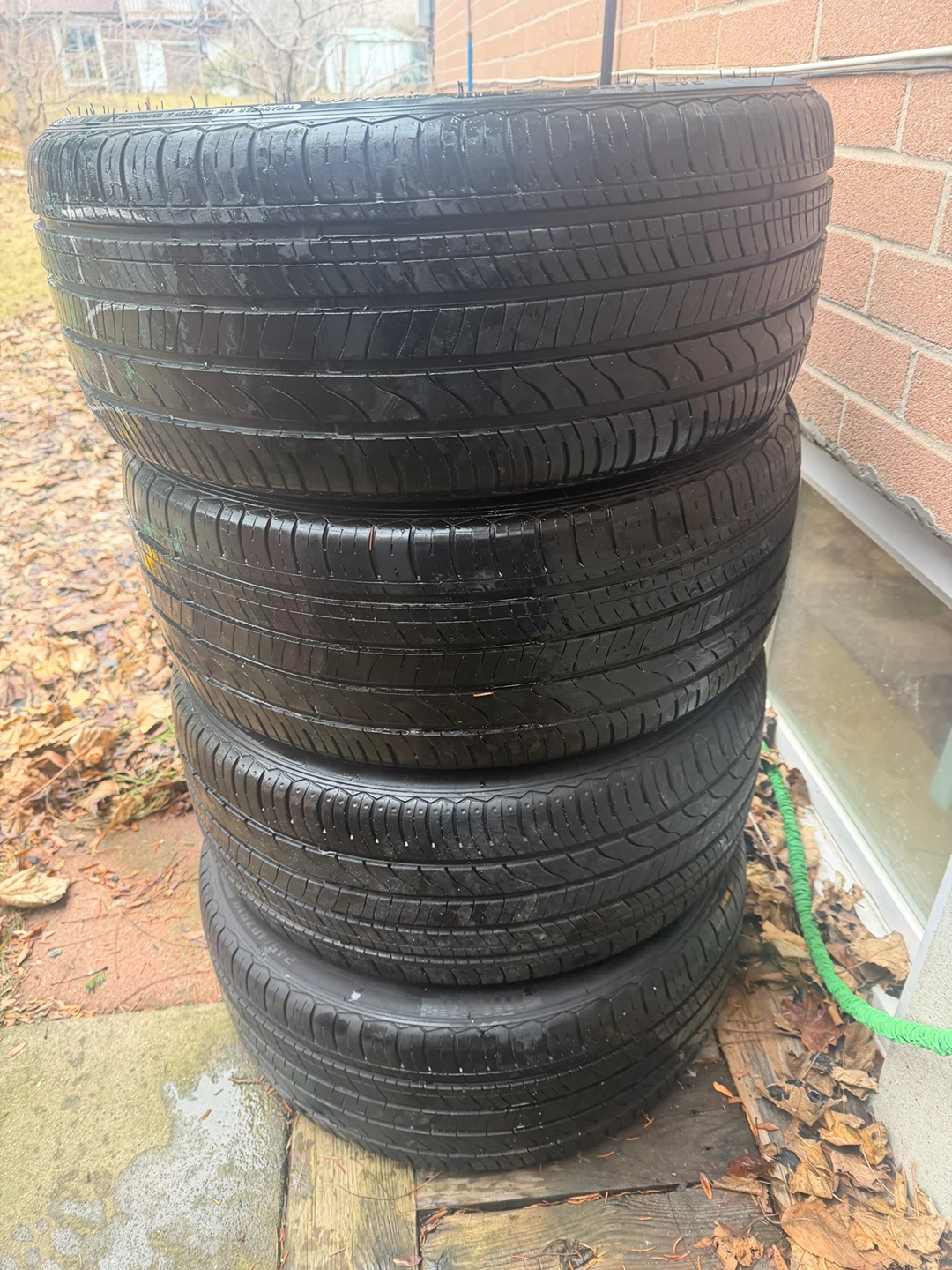 Set of 4 "PRIMECRU" Radial Tubeless Tires 245/40R19