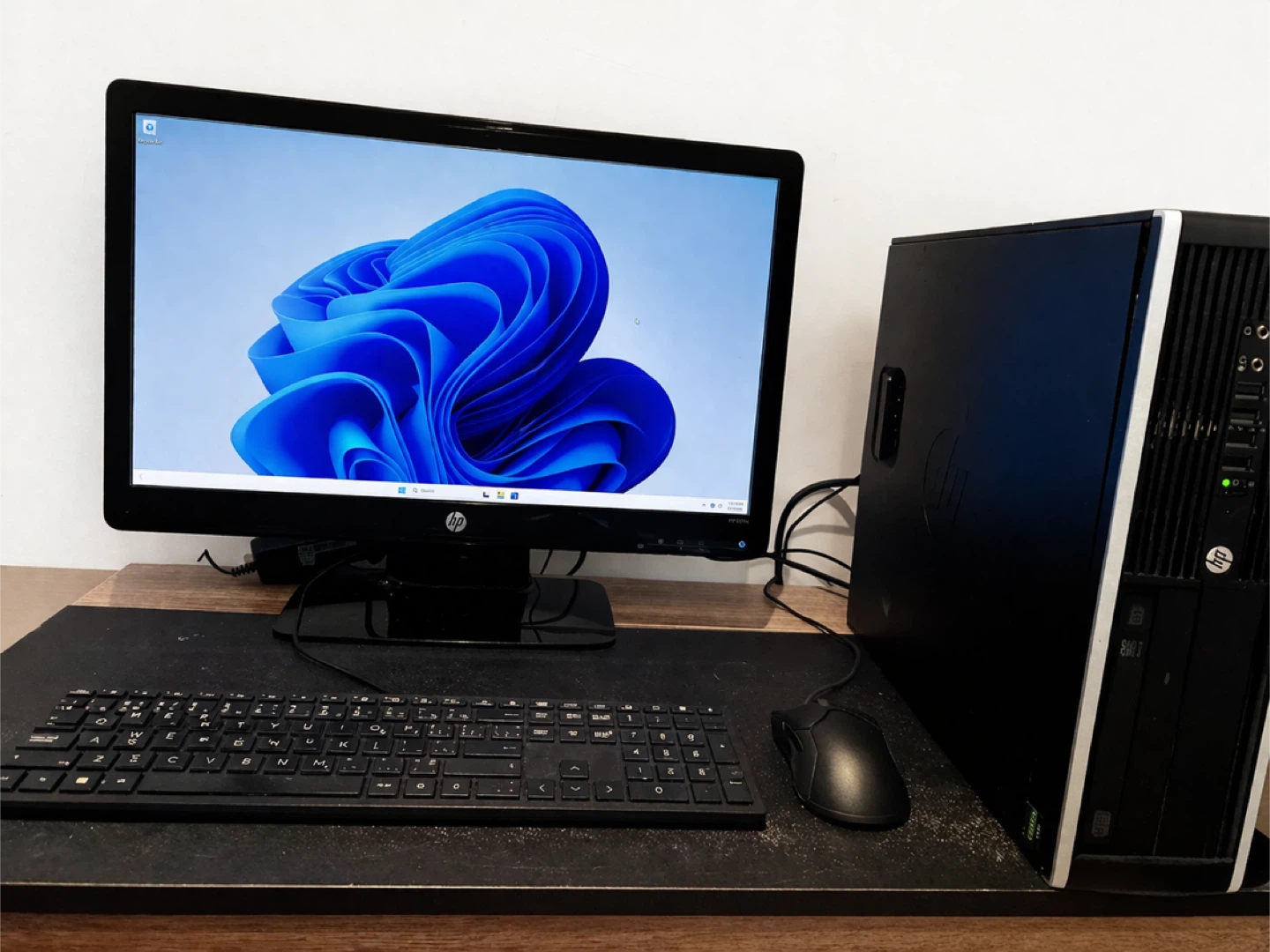 🔥 HP Desktop Computer - 3.8GHz | 8GB RAM | 128GB SSD