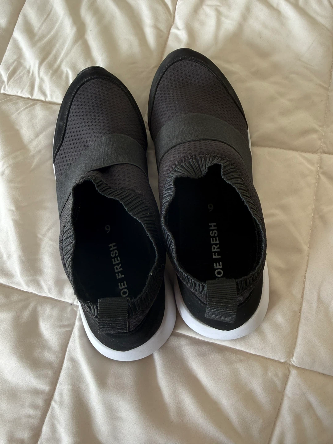 Joe Fresh Black Slip-On Sock Sneakers – Size 9 – Like New - photo 3
