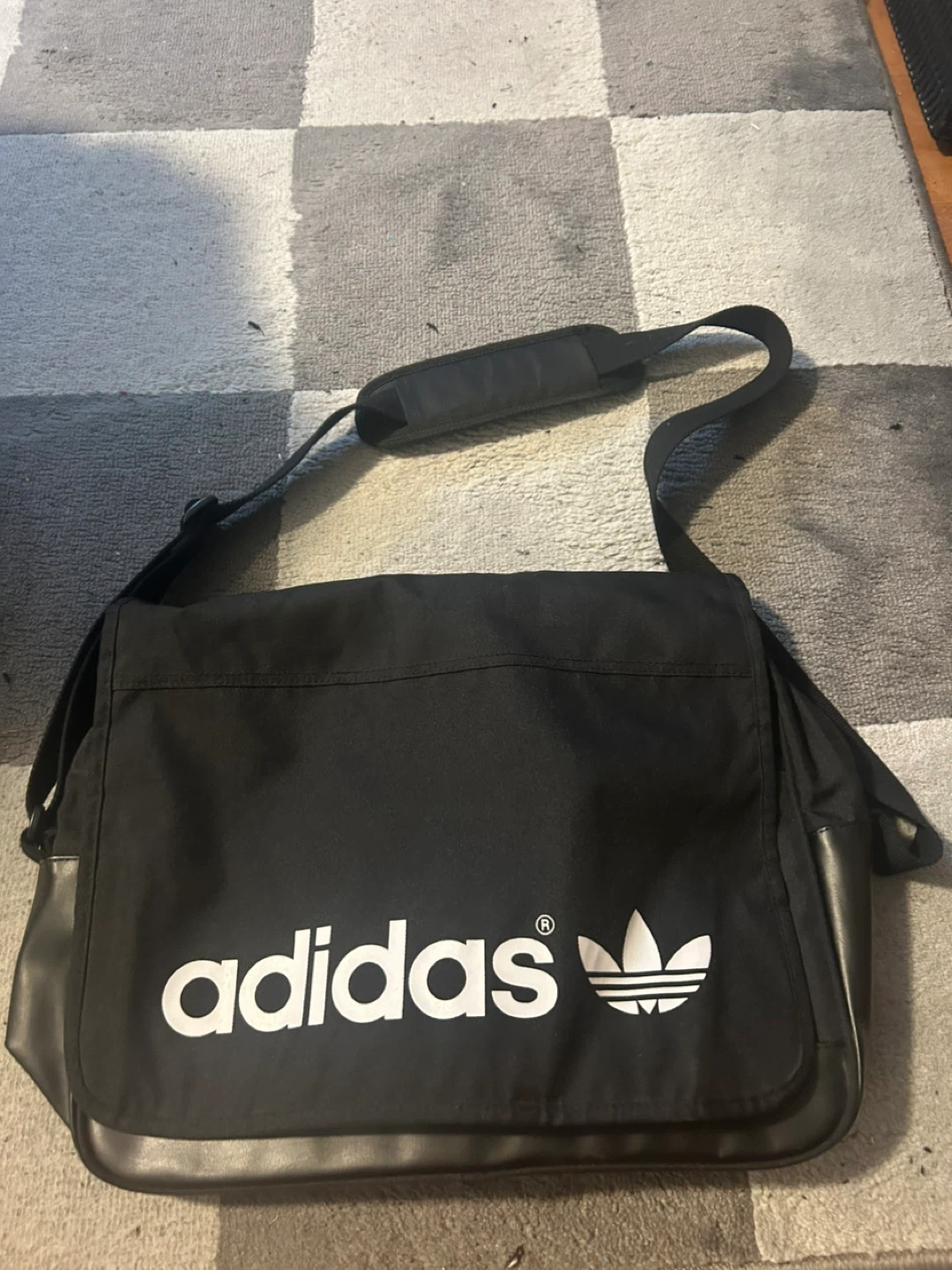 Adidas Messenger Bag