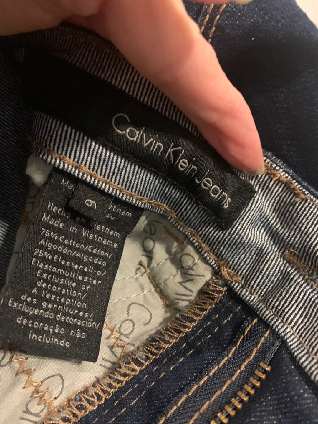 Calvin Klein Jeans - Women's Size 6 Dark Wash Denim - photo 2