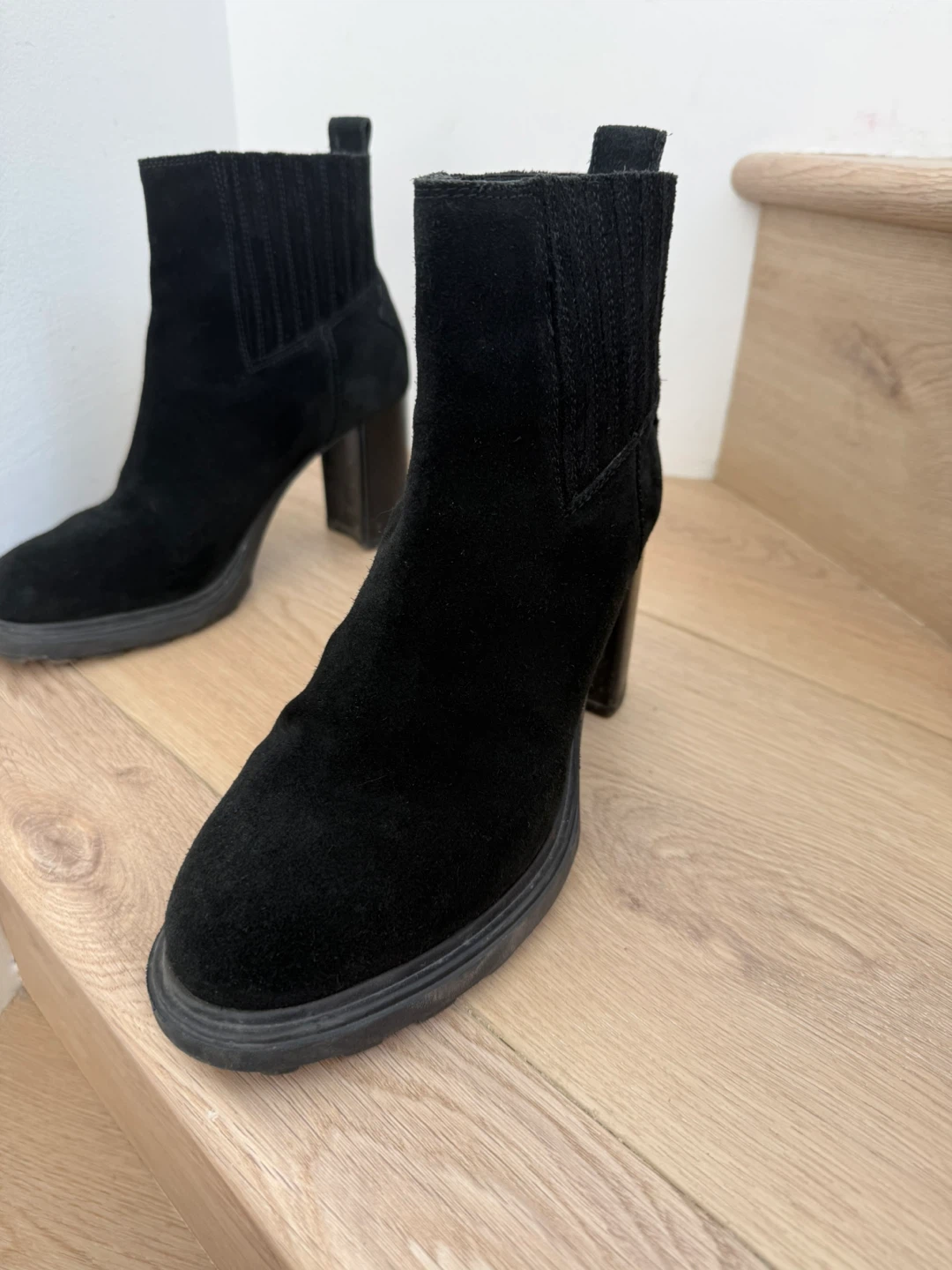 Geox Black Suede Heeled Boots - photo 3