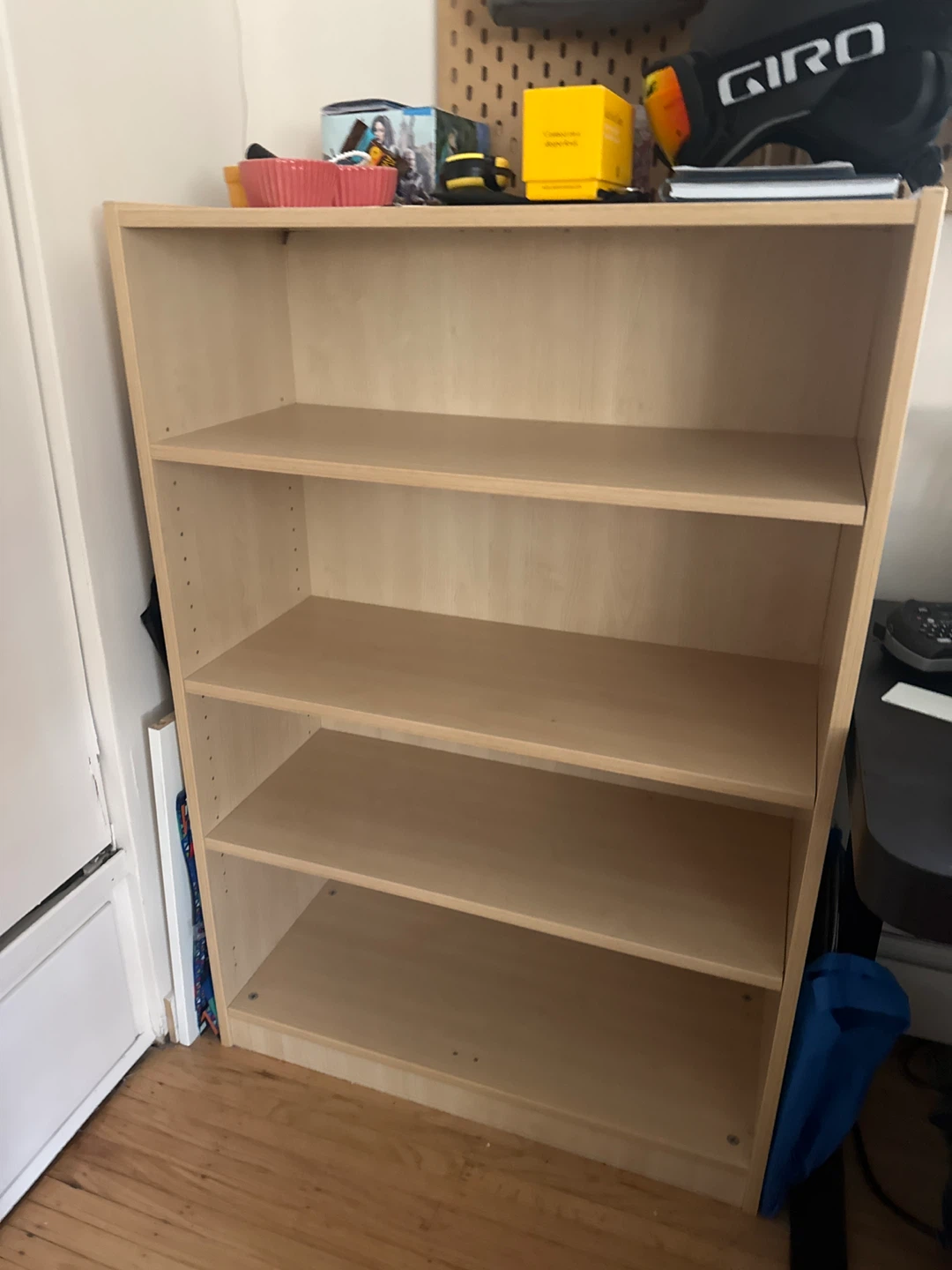 Light Wood Bookshelf - 4 Shelves