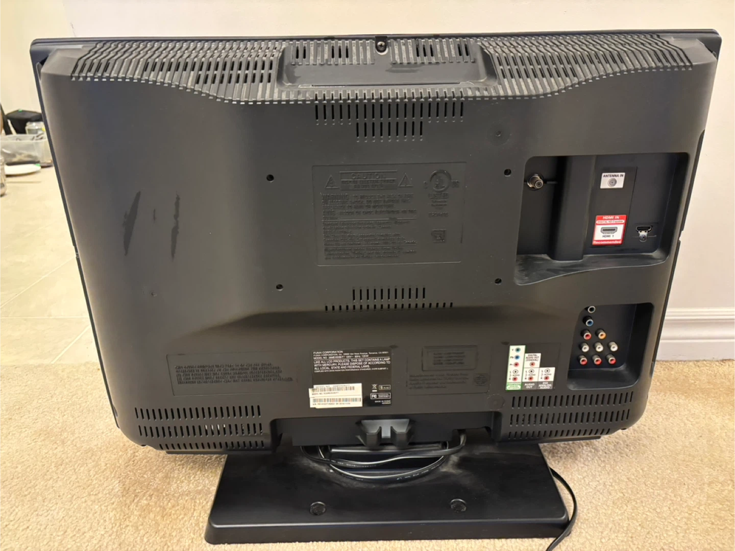 Magnavox 26" Flat Screen TV/DVD Combo - photo 2