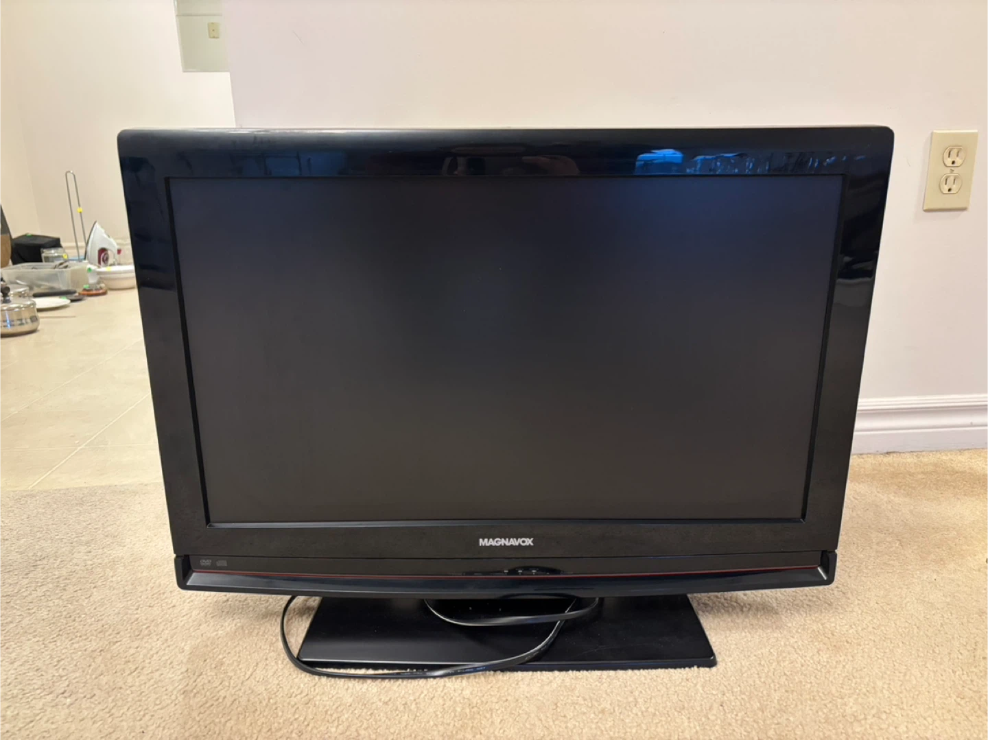 Magnavox 26" Flat Screen TV/DVD Combo