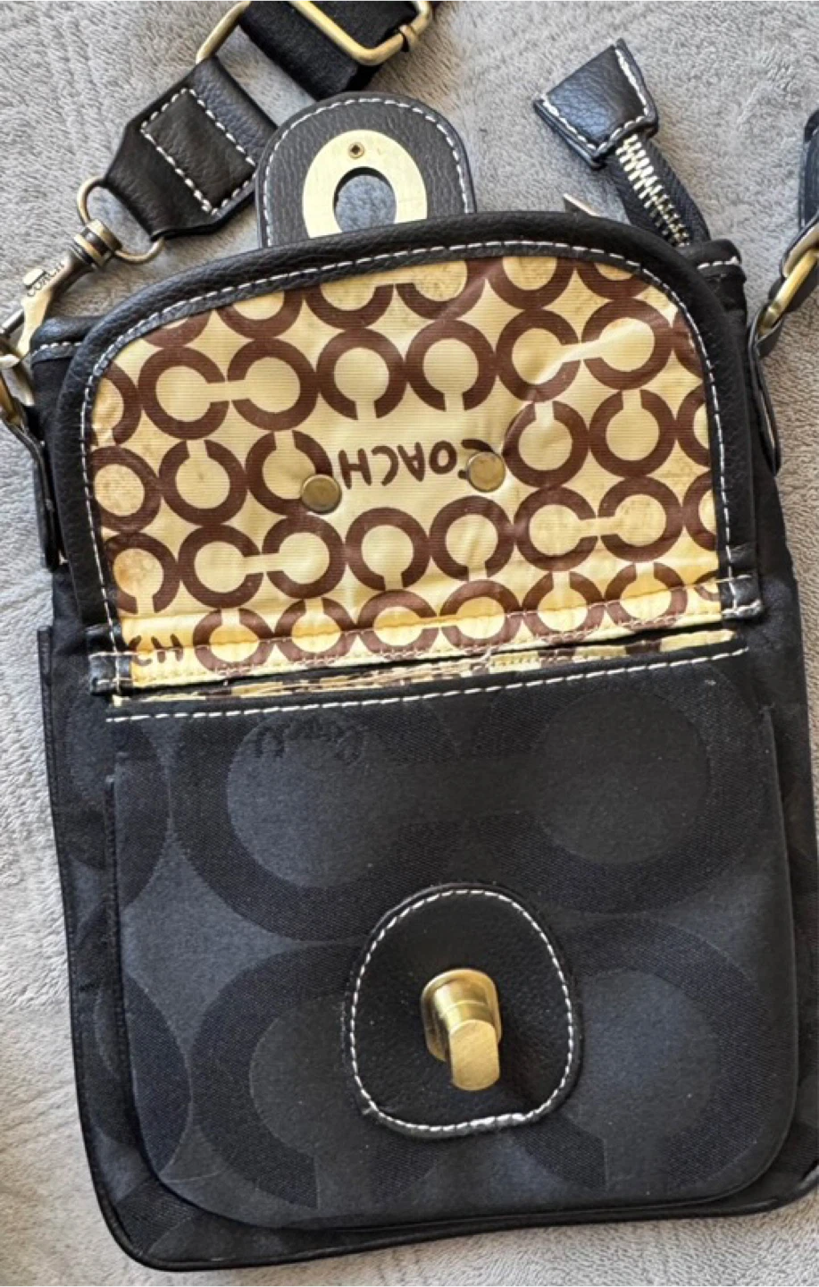 90’s COACH Blacks Canvas Crossbody Bag - photo 4
