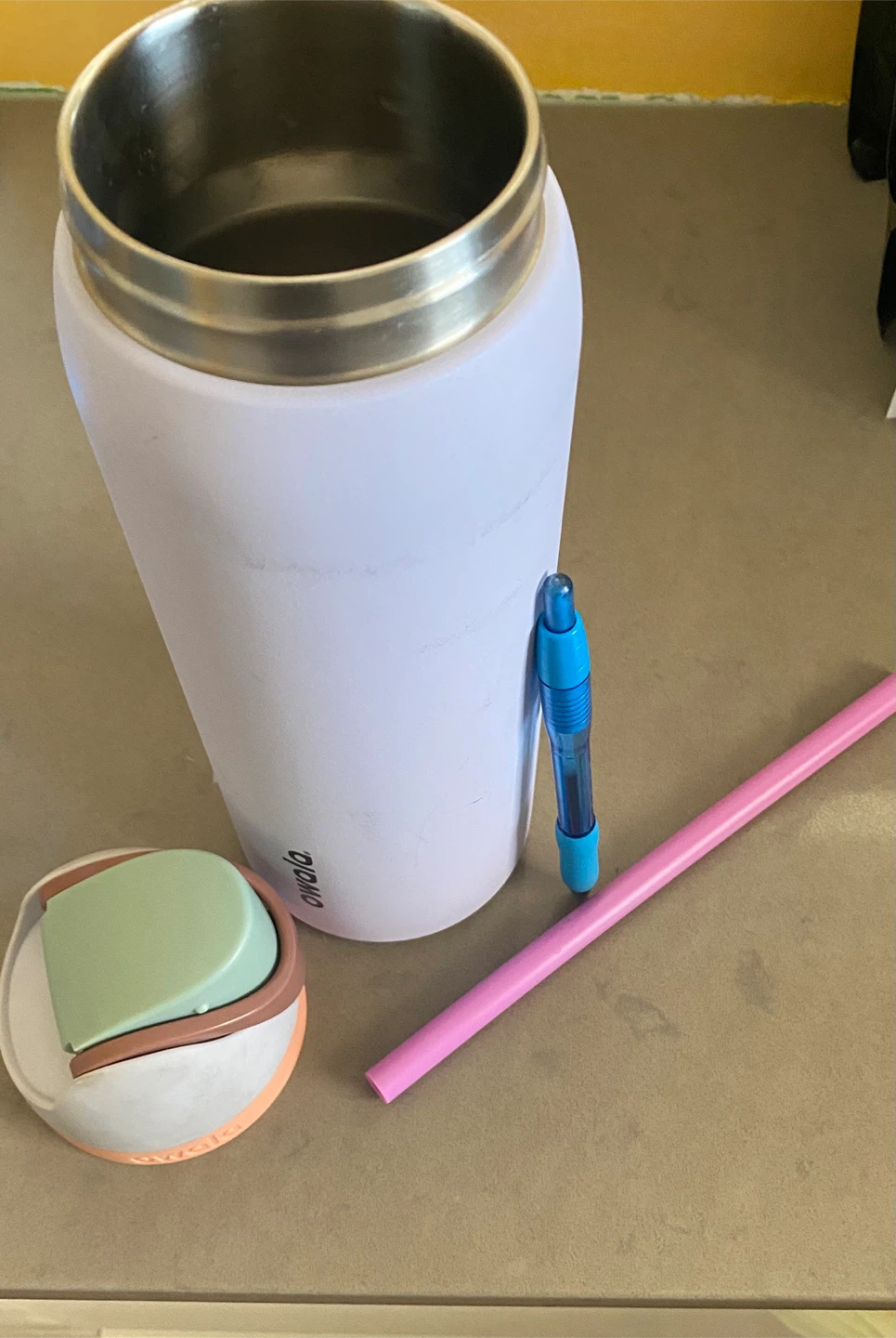 Beautiful Owala FreeSip Water Bottle