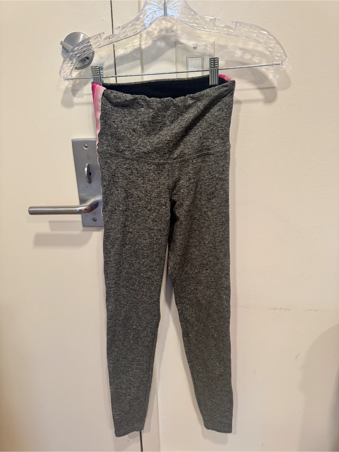 Women’s items - message for great deals! - photo 3