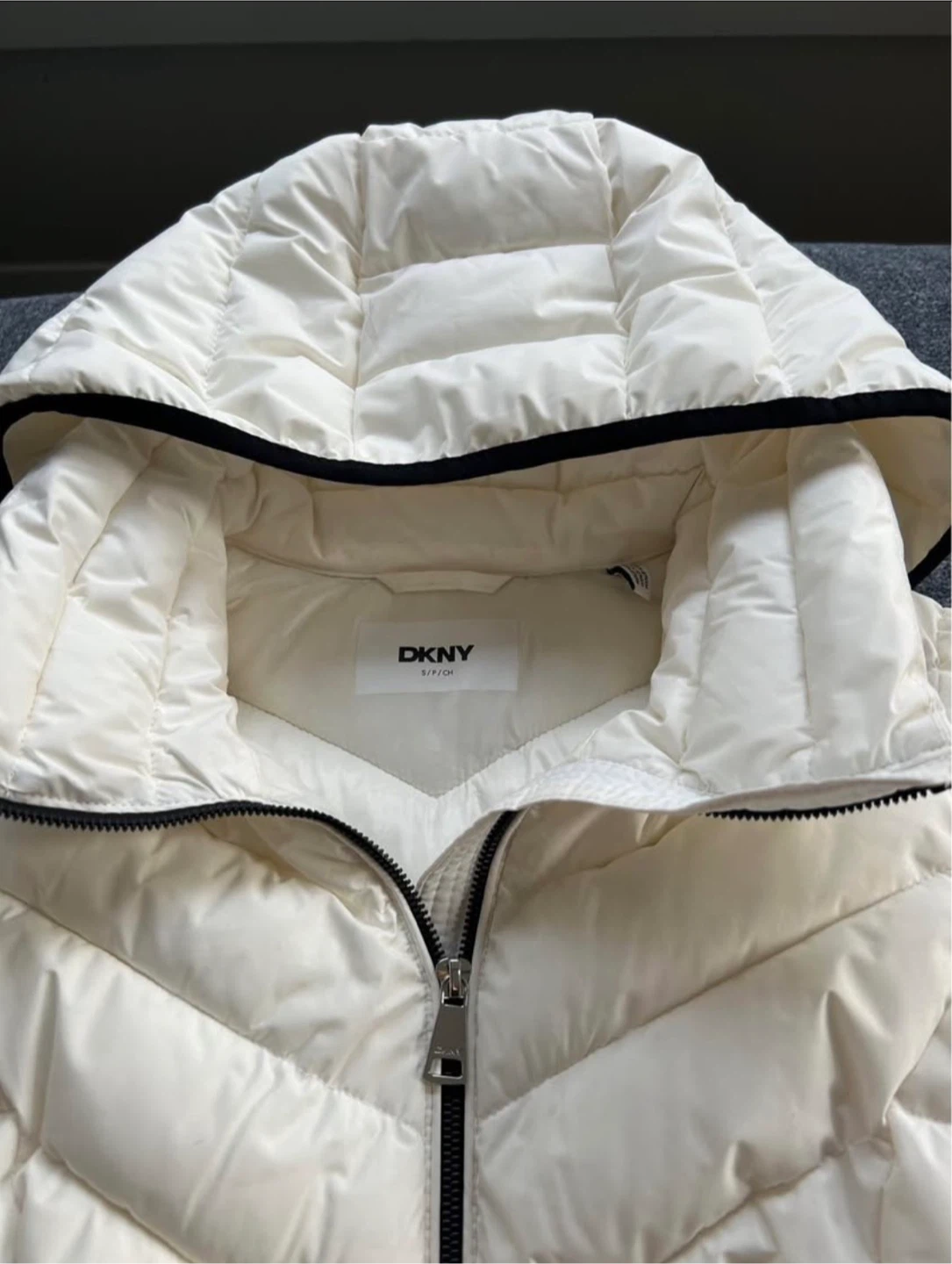 DKNY White Puffer Jacket with Hood - photo 2