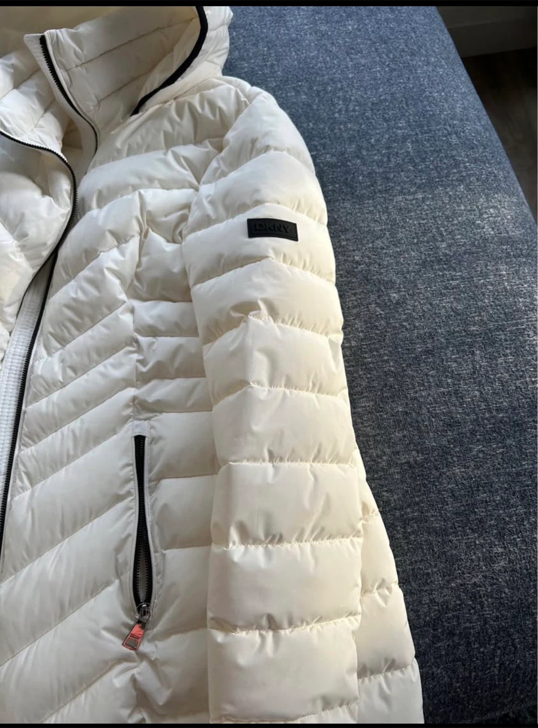 DKNY White Puffer Jacket with Hood - photo 5