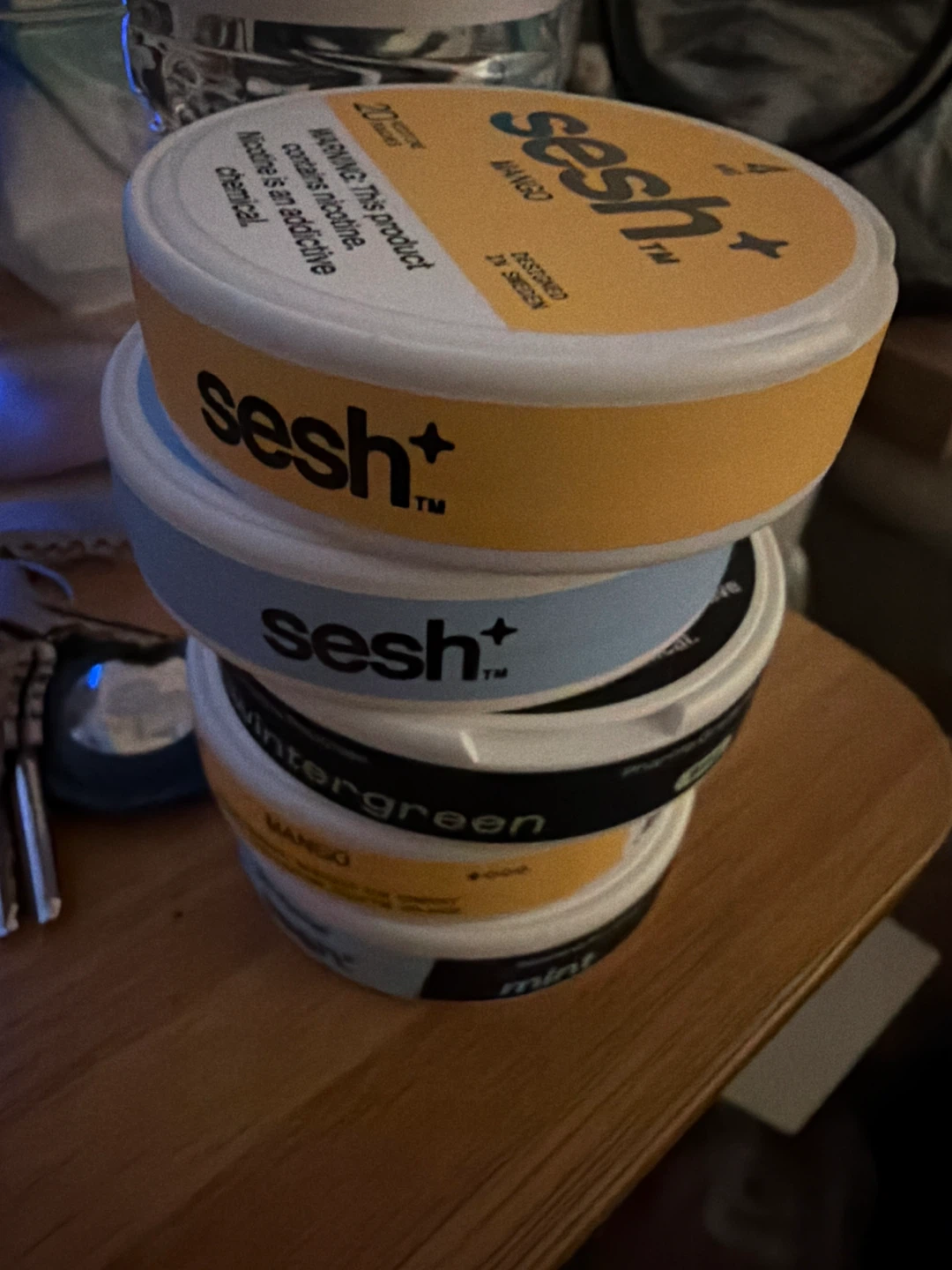 Sesh Nicotine Pouches - Mango, Wintergreen, Mint Flavors