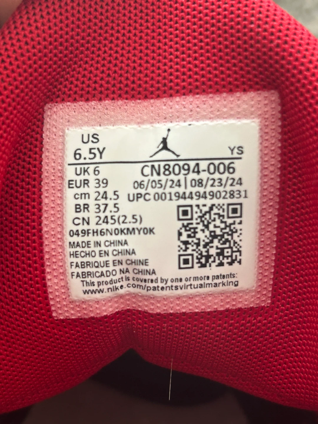 Size 6.5 Jordan Max AURA 2’s! - photo 5