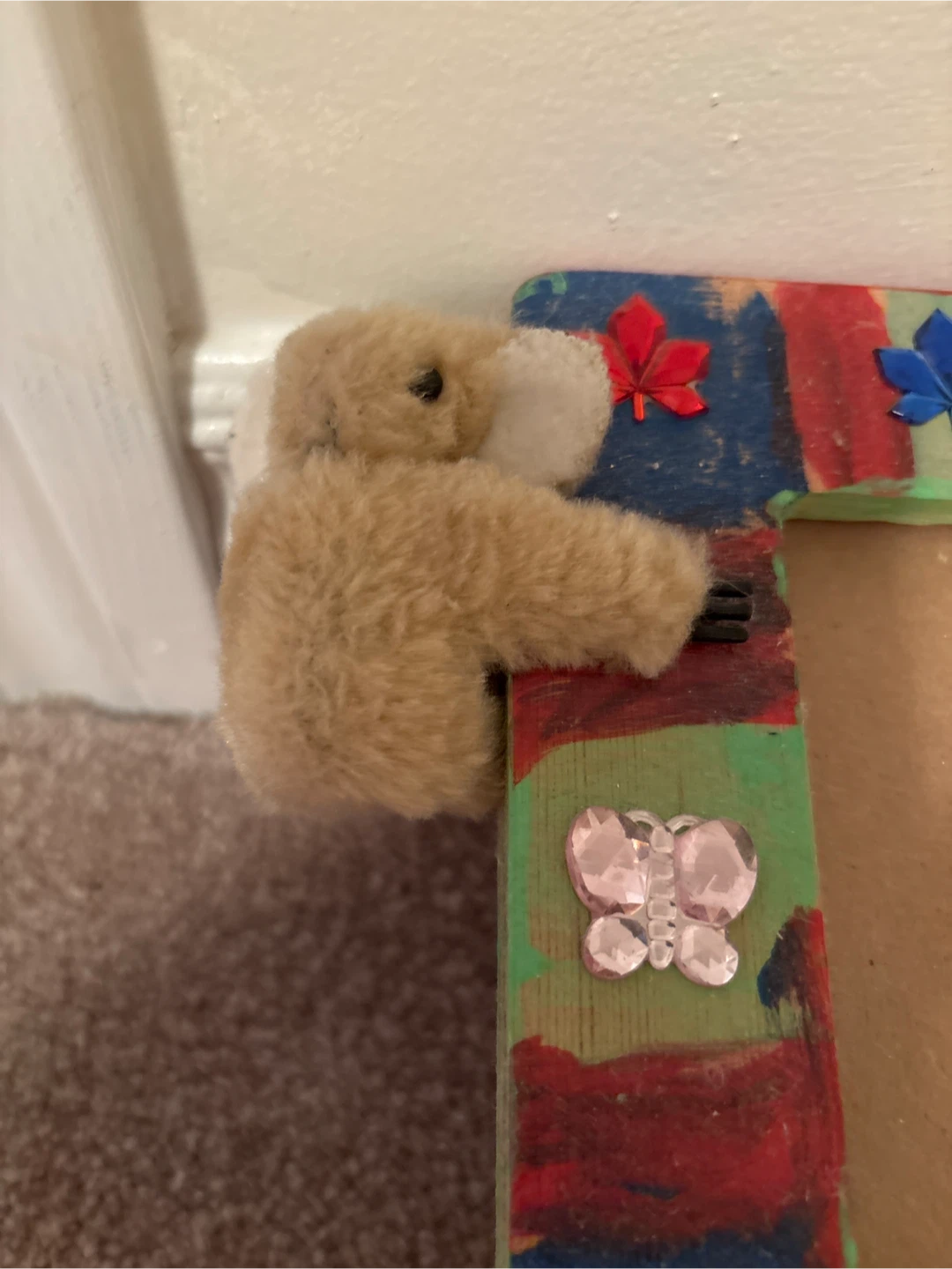 Hand-Painted Picture Frame with Plush Animal Accent - photo 4