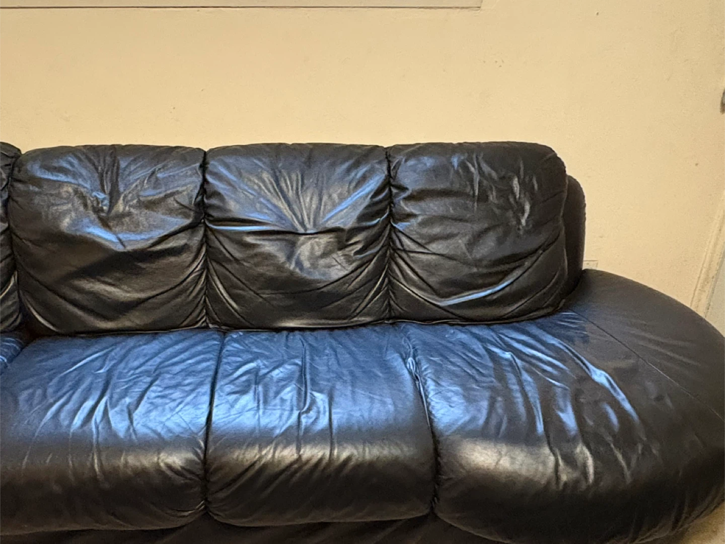 Black Leather Sectional Sofa - photo 4