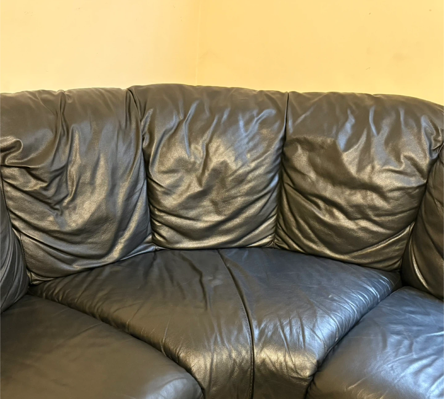Black Leather Sectional Sofa - photo 3