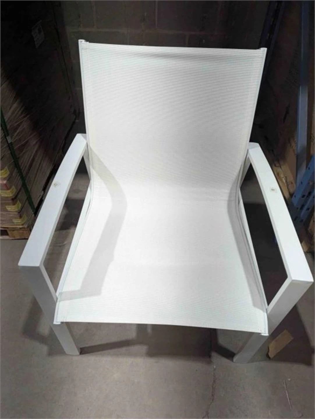 Set of 4 White Outdoor Chairs brand new - photo 2