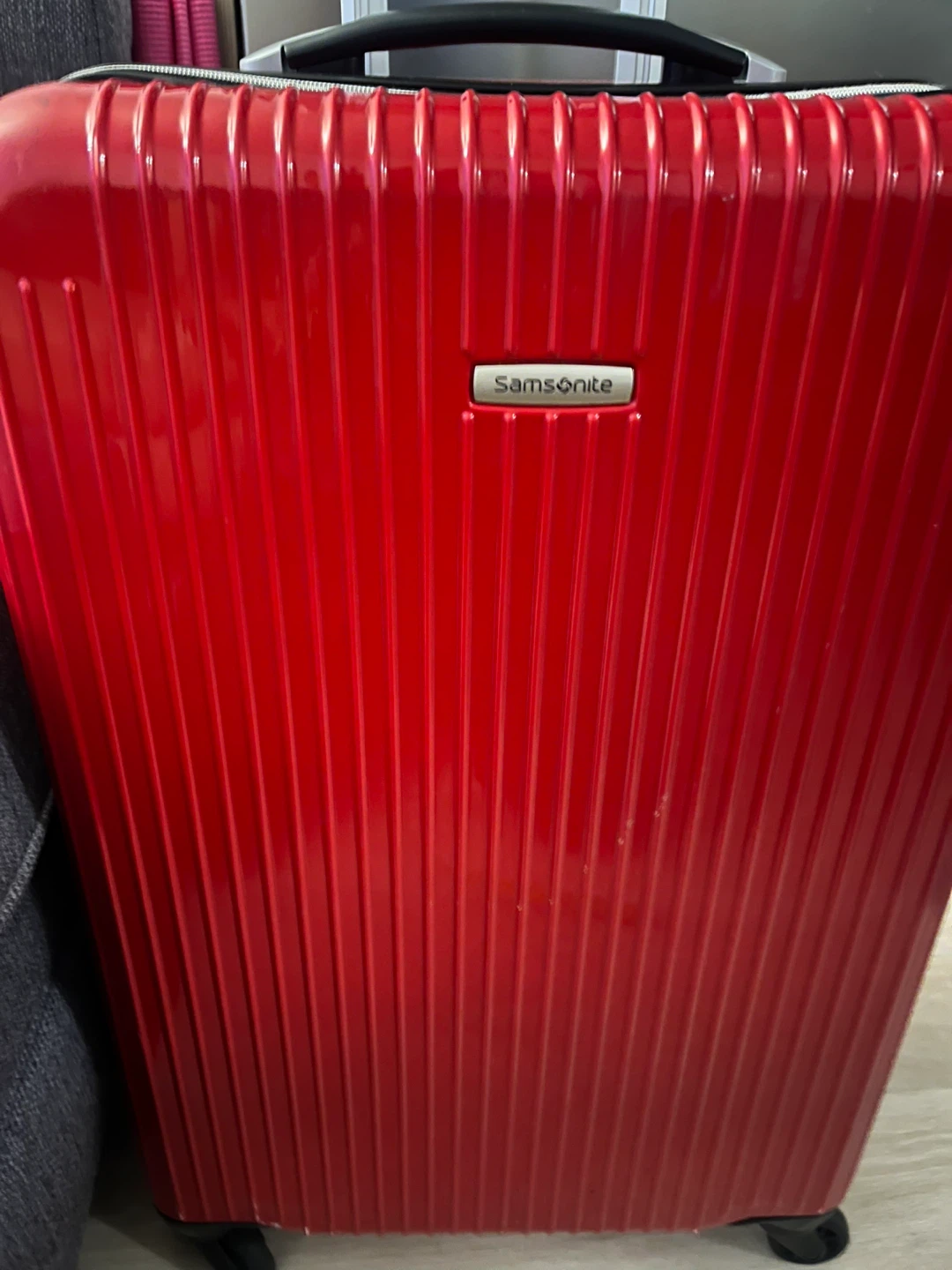 Samsonite Red Hardside Spinner Suitcase