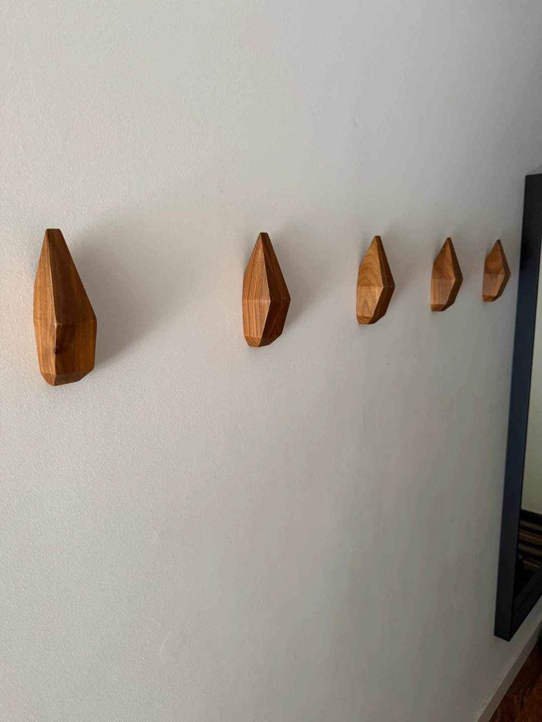 Set of 5 Wooden Wall Hooks - photo 2
