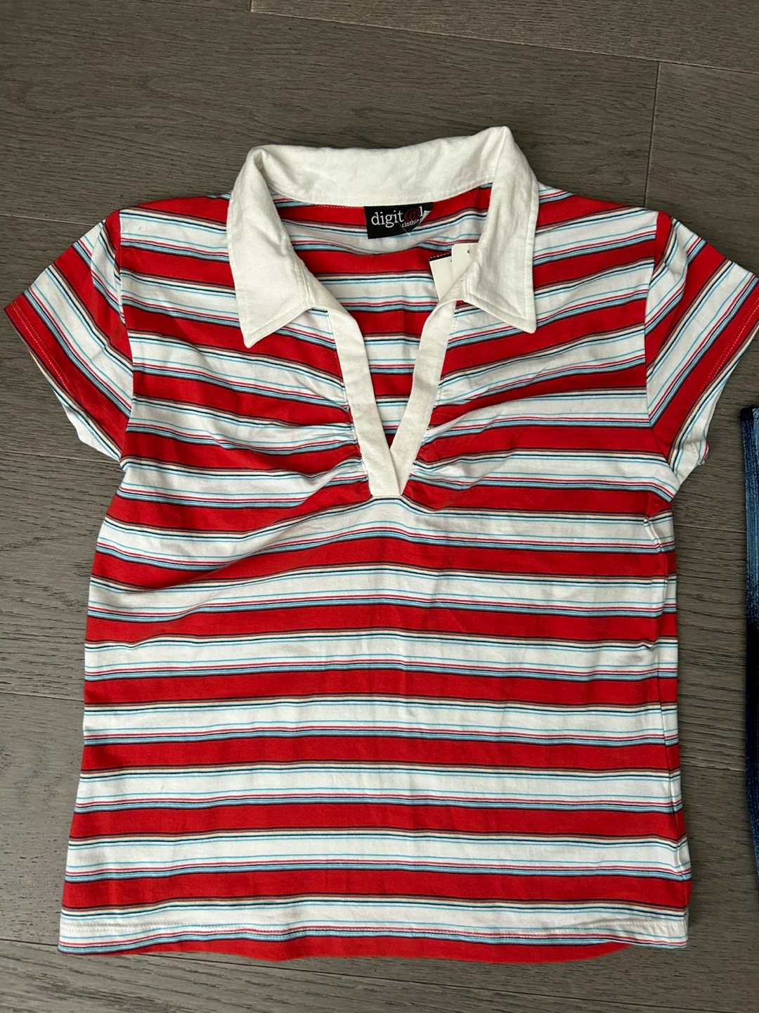 Ladies Summer Tops, Never Worn, size large, lot of 2 - photo 3
