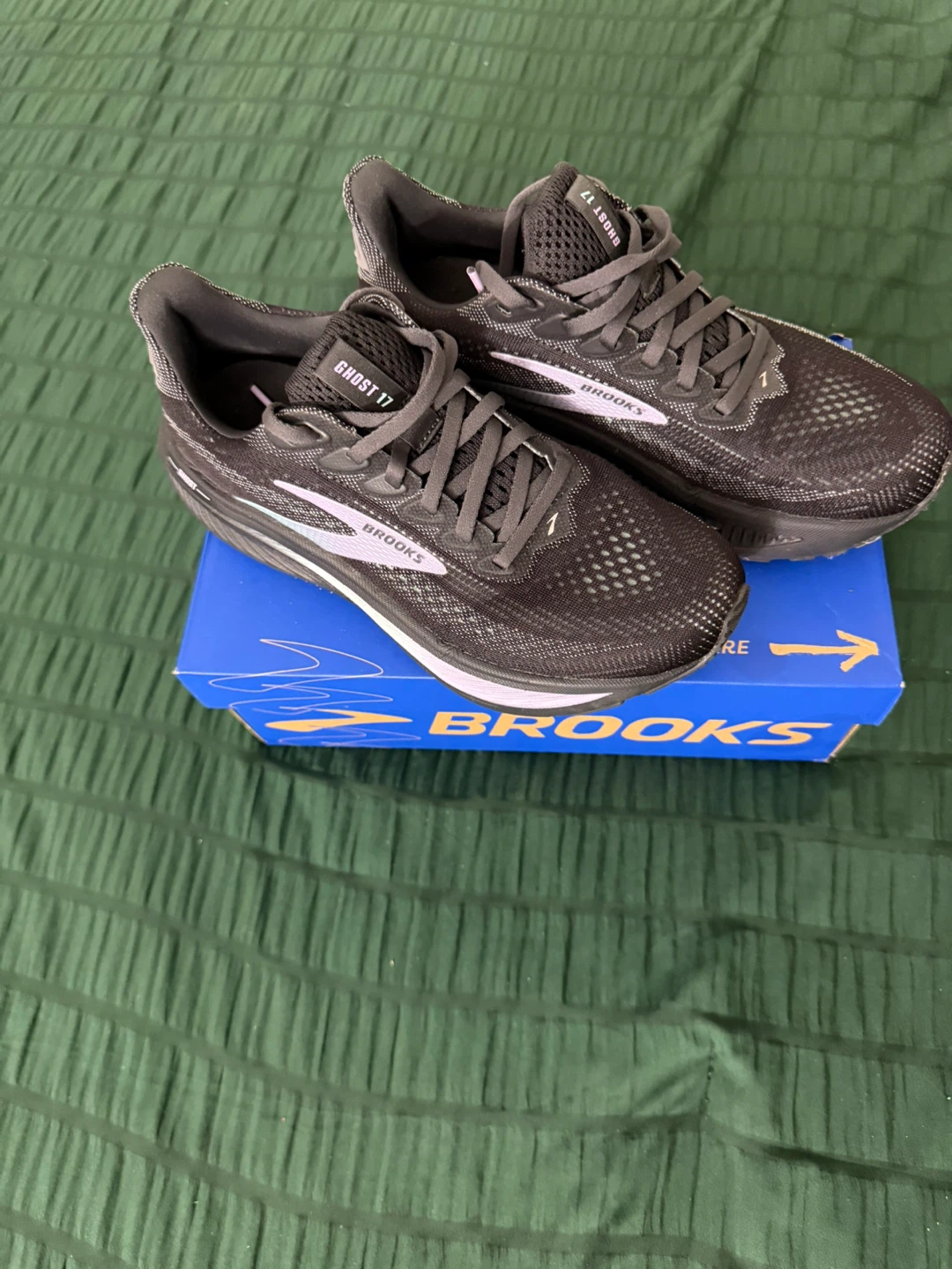 Brooks Ghost 17 Women’s Running Shoes Size 7.5 - photo 5