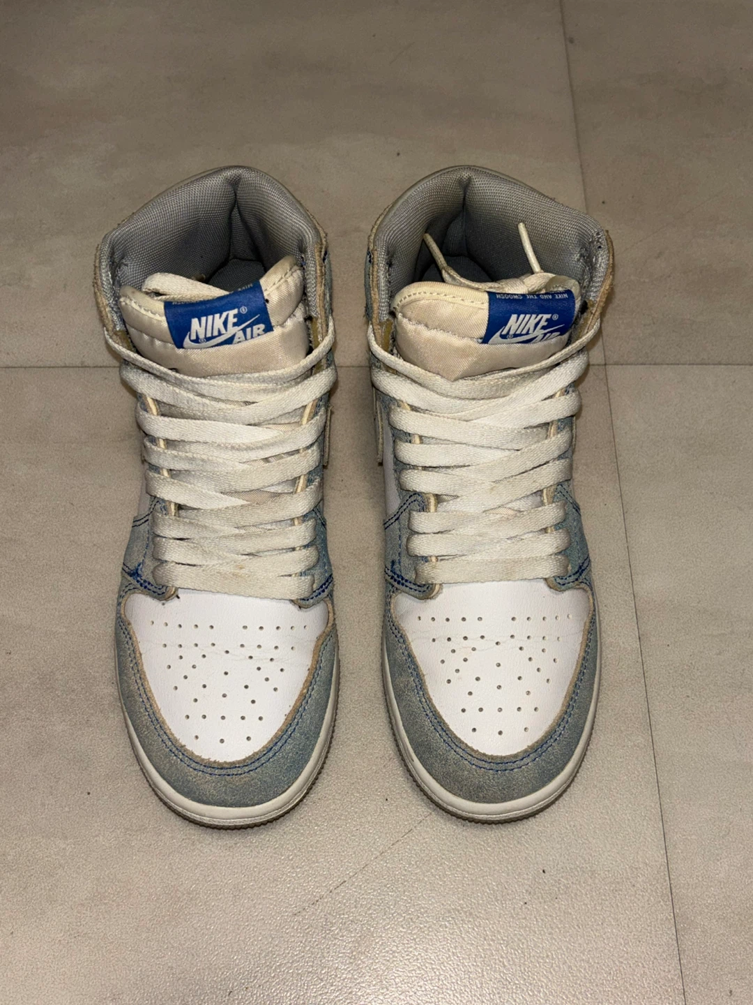 Nike Air Jordan 1 High Sneakers