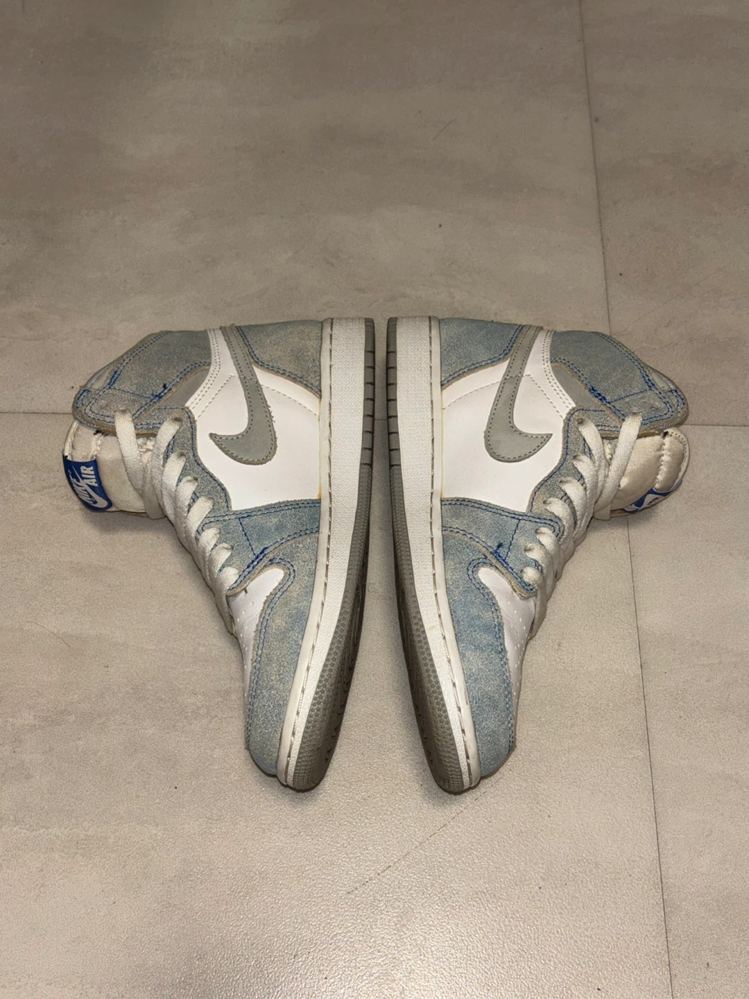 Nike Air Jordan 1 High Sneakers - photo 2
