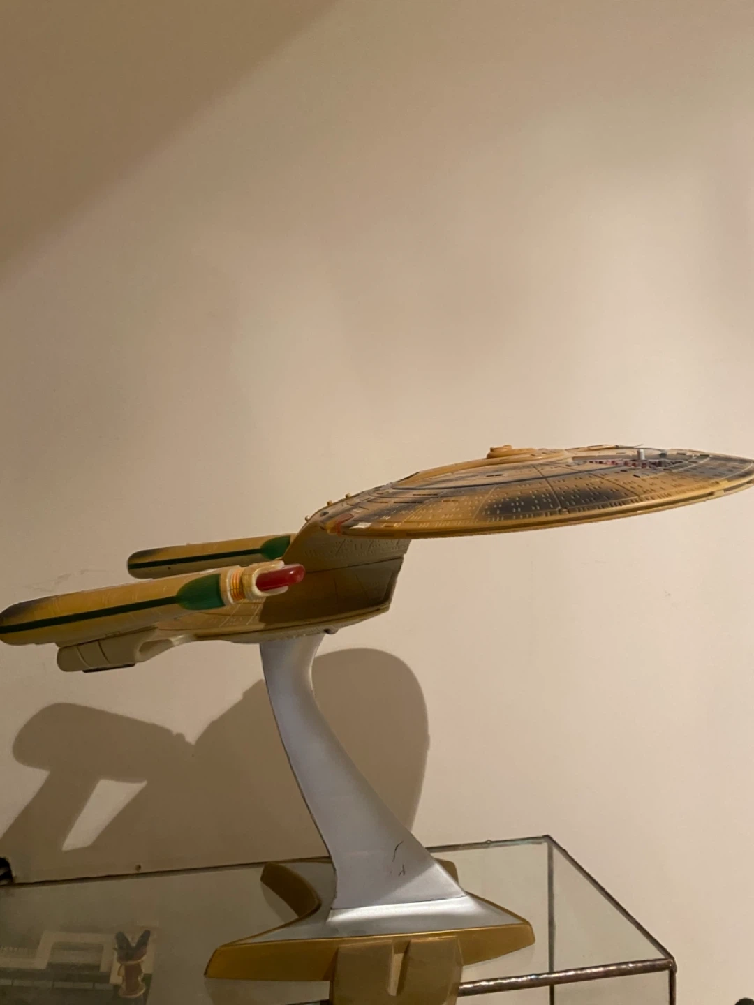 Star Trek USS Enterprise NCC-1701-D Model Ship