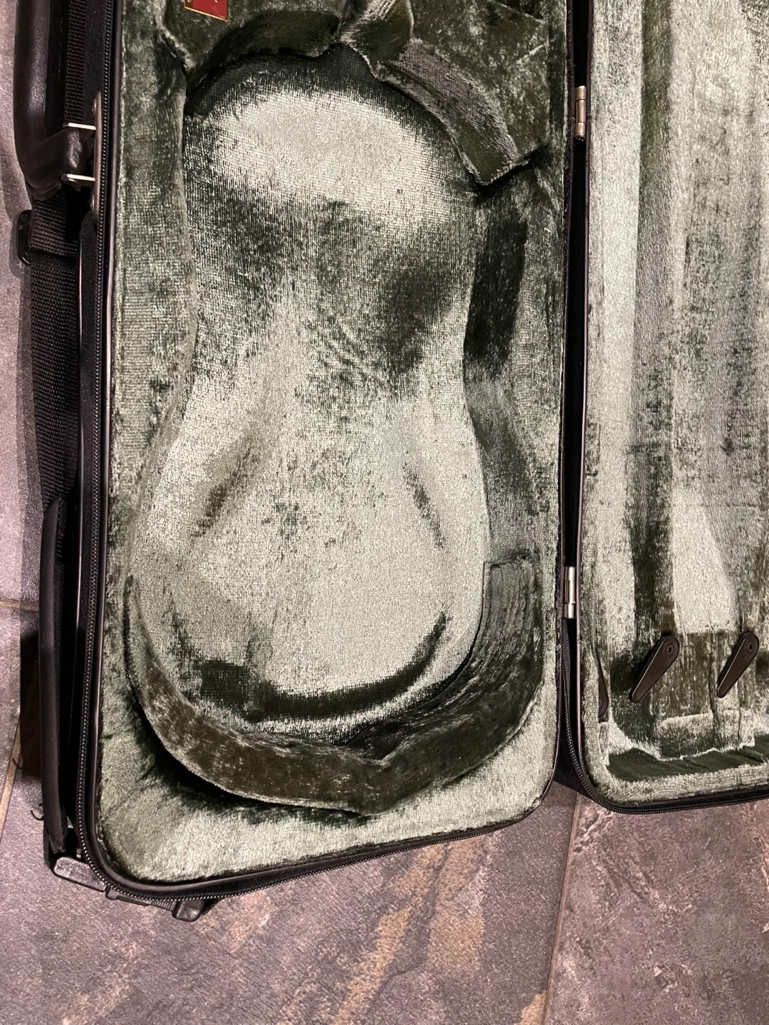 Oblong Violin Case - photo 3