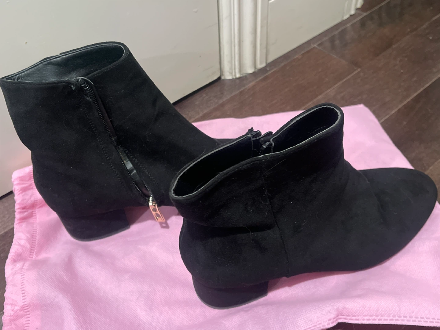 Chelse T. Black Suede Ankle Boots Size 9