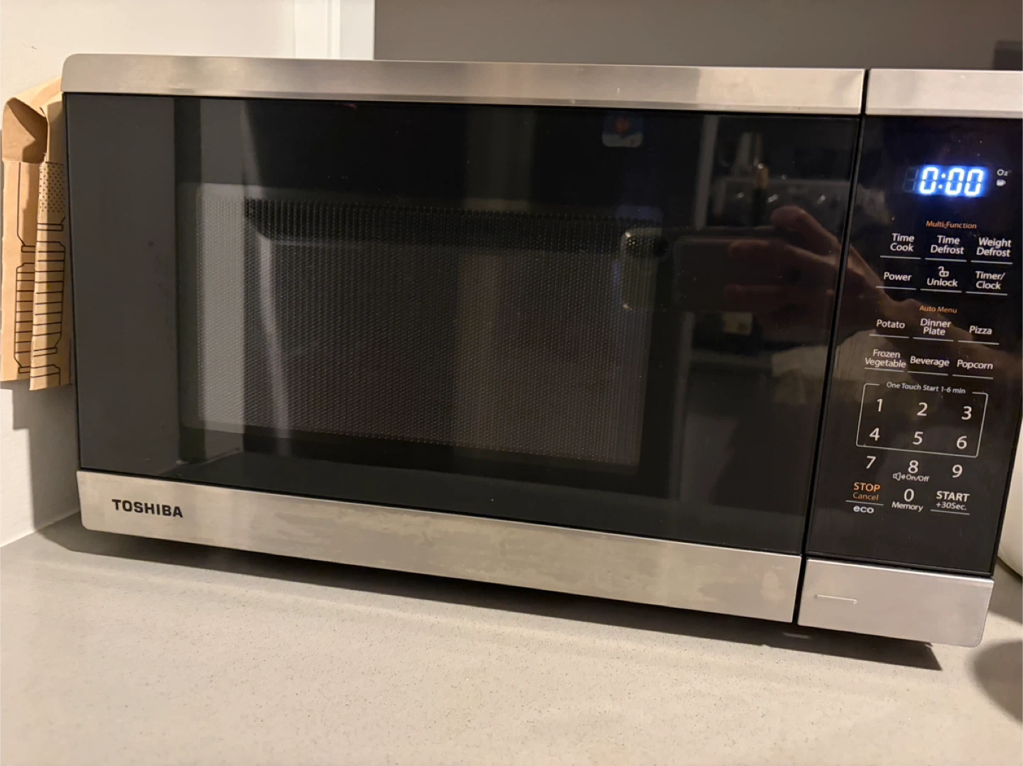 Toshiba Countertop Microwave, Stainless Steel, 900W - photo 2