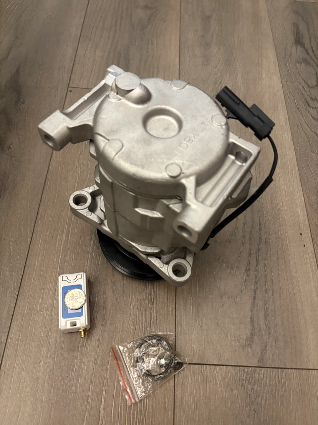 New AC Compressor w/ Clutch – ECCPP 104013 – Never Used - photo 3