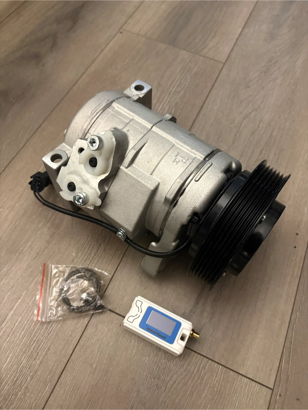 New AC Compressor w/ Clutch – ECCPP 104013 – Never Used - photo 2