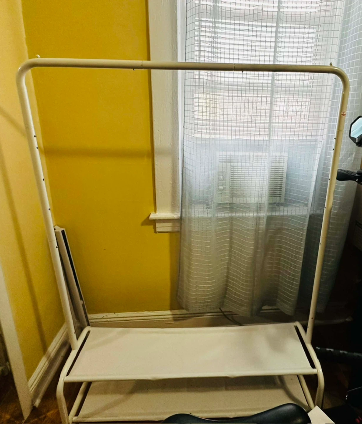 White Garment Rack with Two Shelves - photo 5
