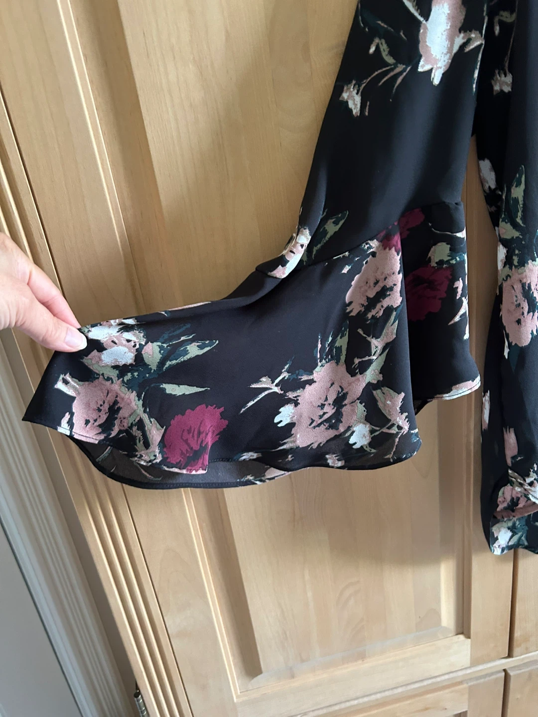 Women's Floral Print Blouse with Bell Sleeves - Size L - photo 5