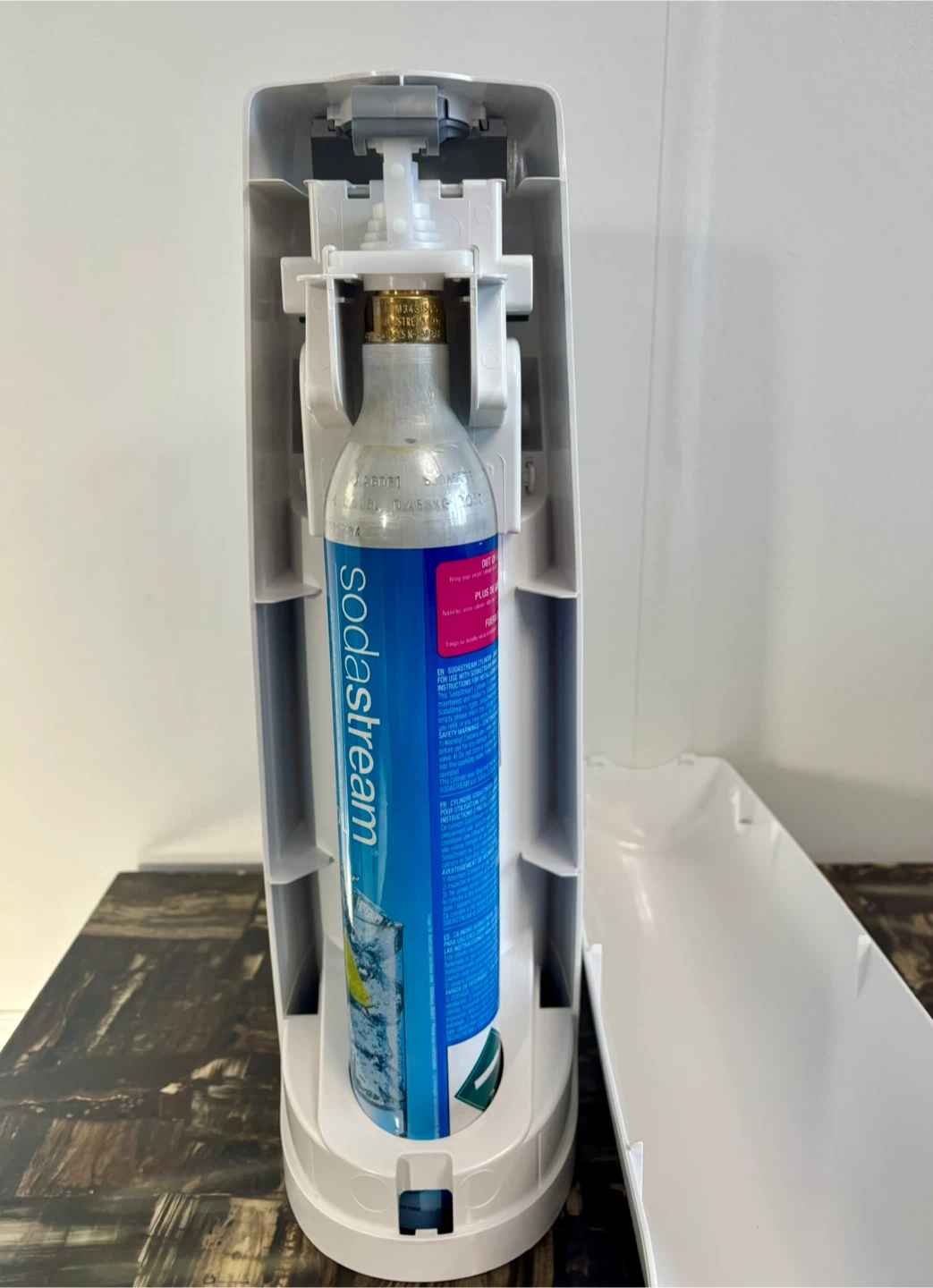 SodaStream Sparkling Water Maker White with Bottle - photo 3