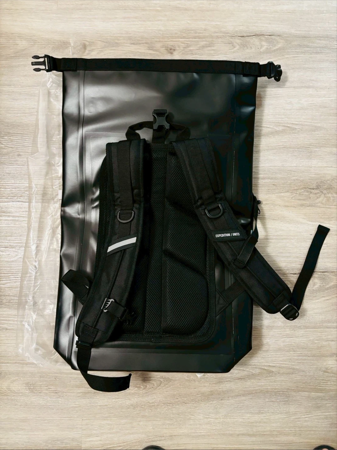 EXPEDITION / UNITS 28L Waterproof Backpack - photo 2