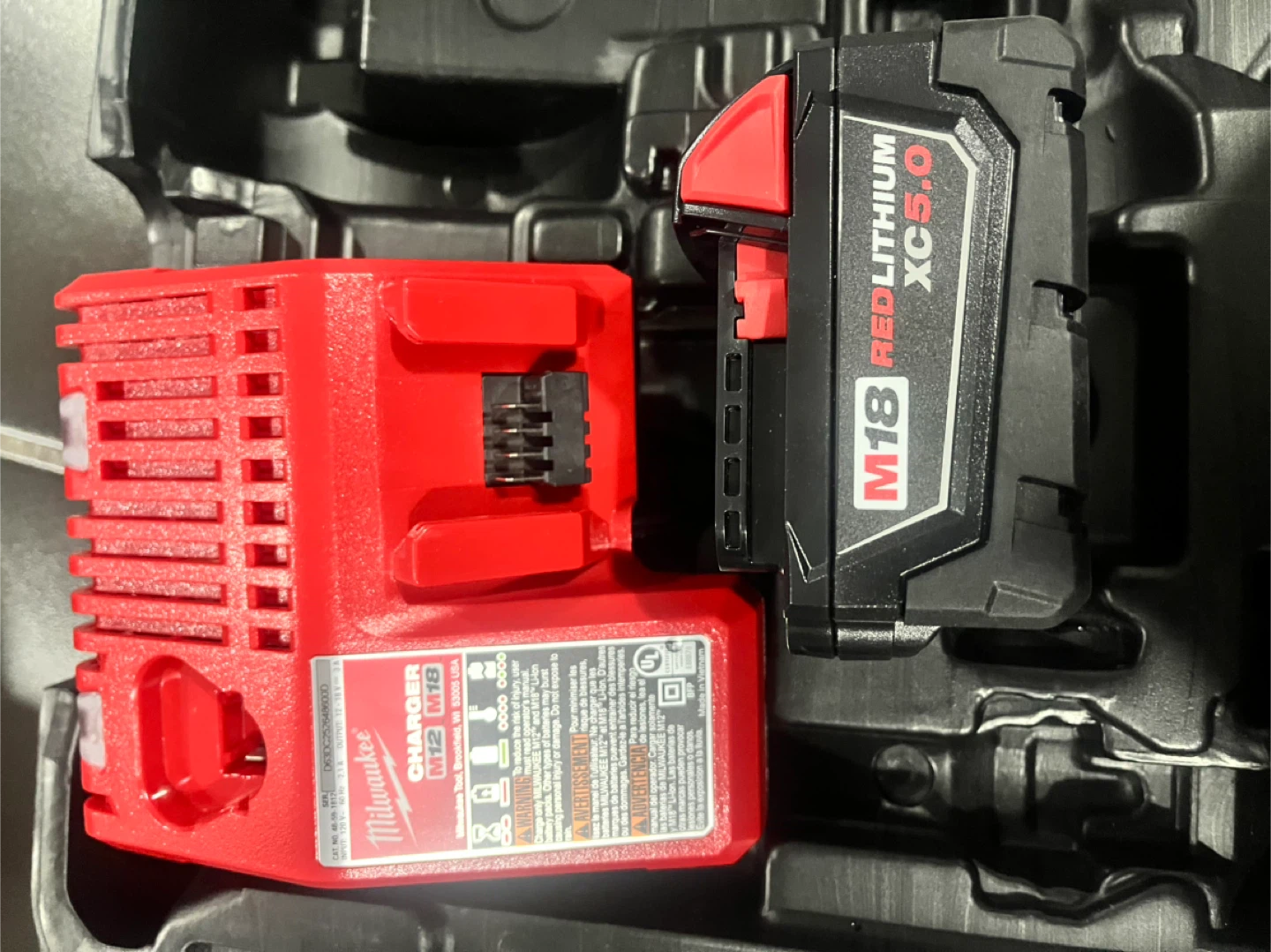 Milwaukee M18 FUEL 4-1/2" Braking Angle Grinder Kit - photo 5