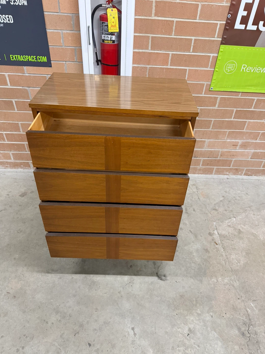 Mid-Century Modern 4-Drawer Dresser - photo 3