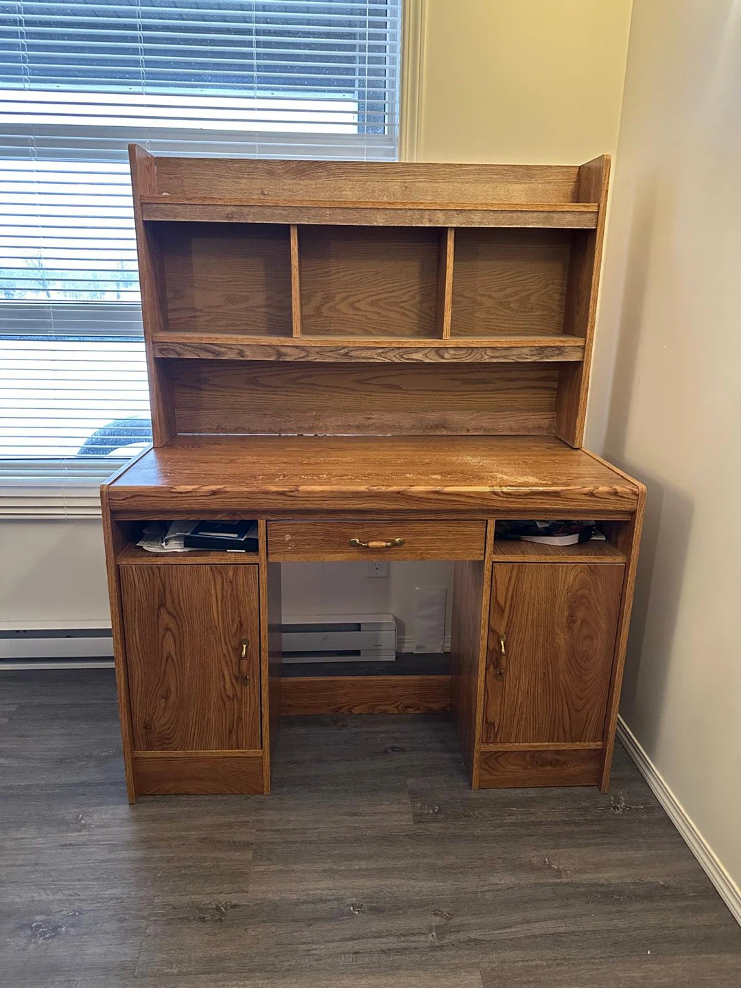Wooden Desk with Hutch and Shelf Unit